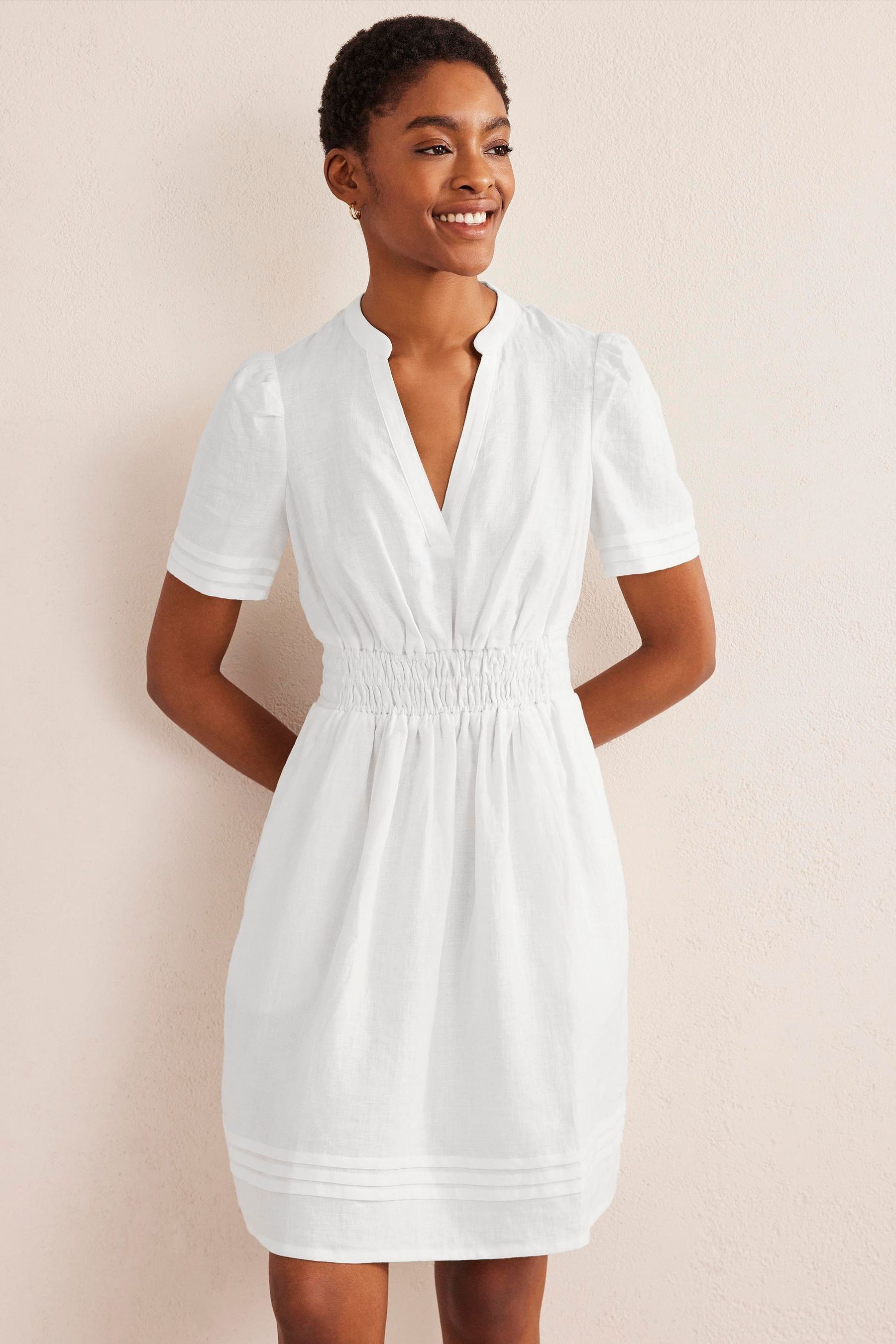 Mini boden white dress deals