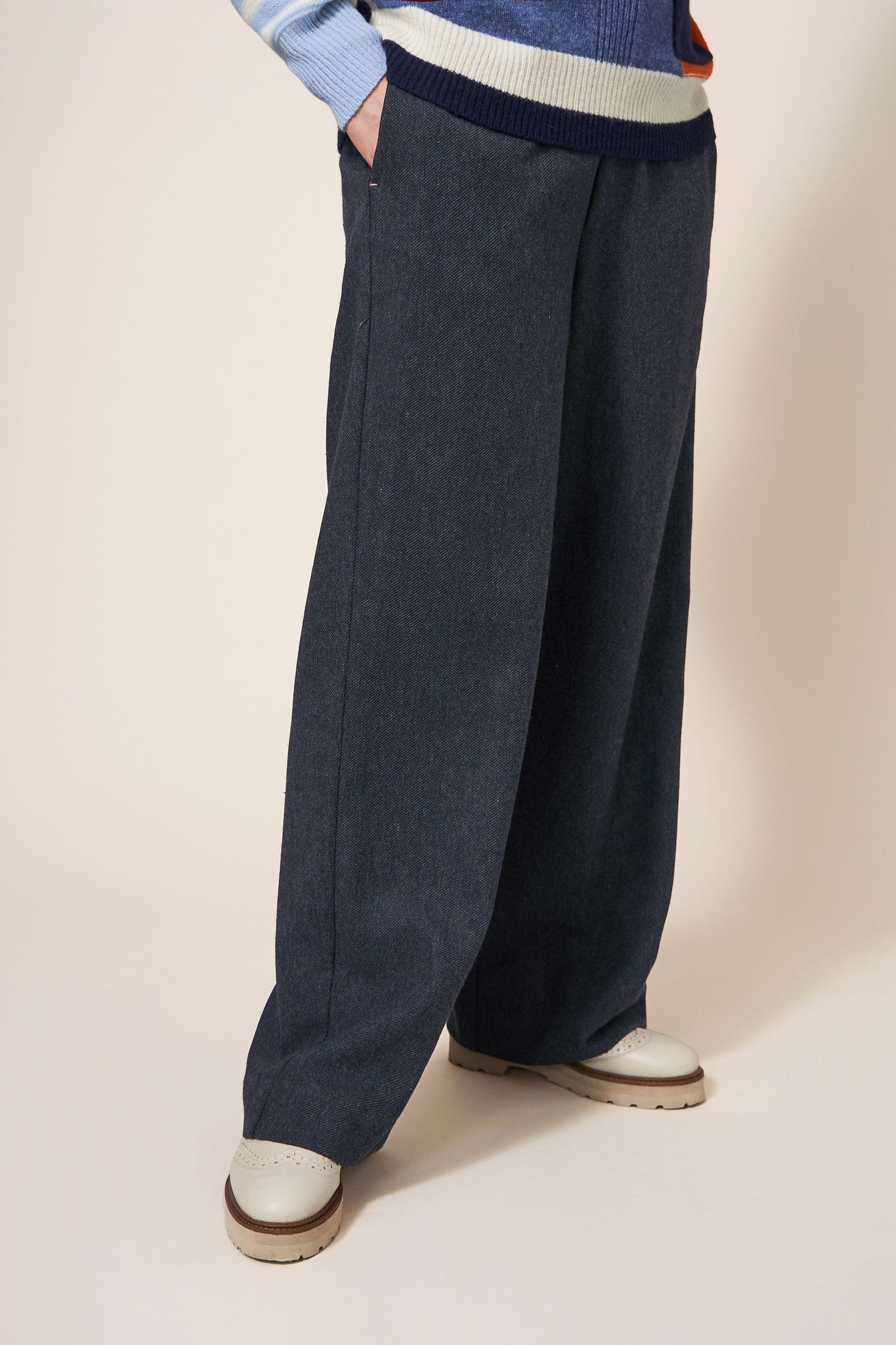 White stuff discount smart joggers