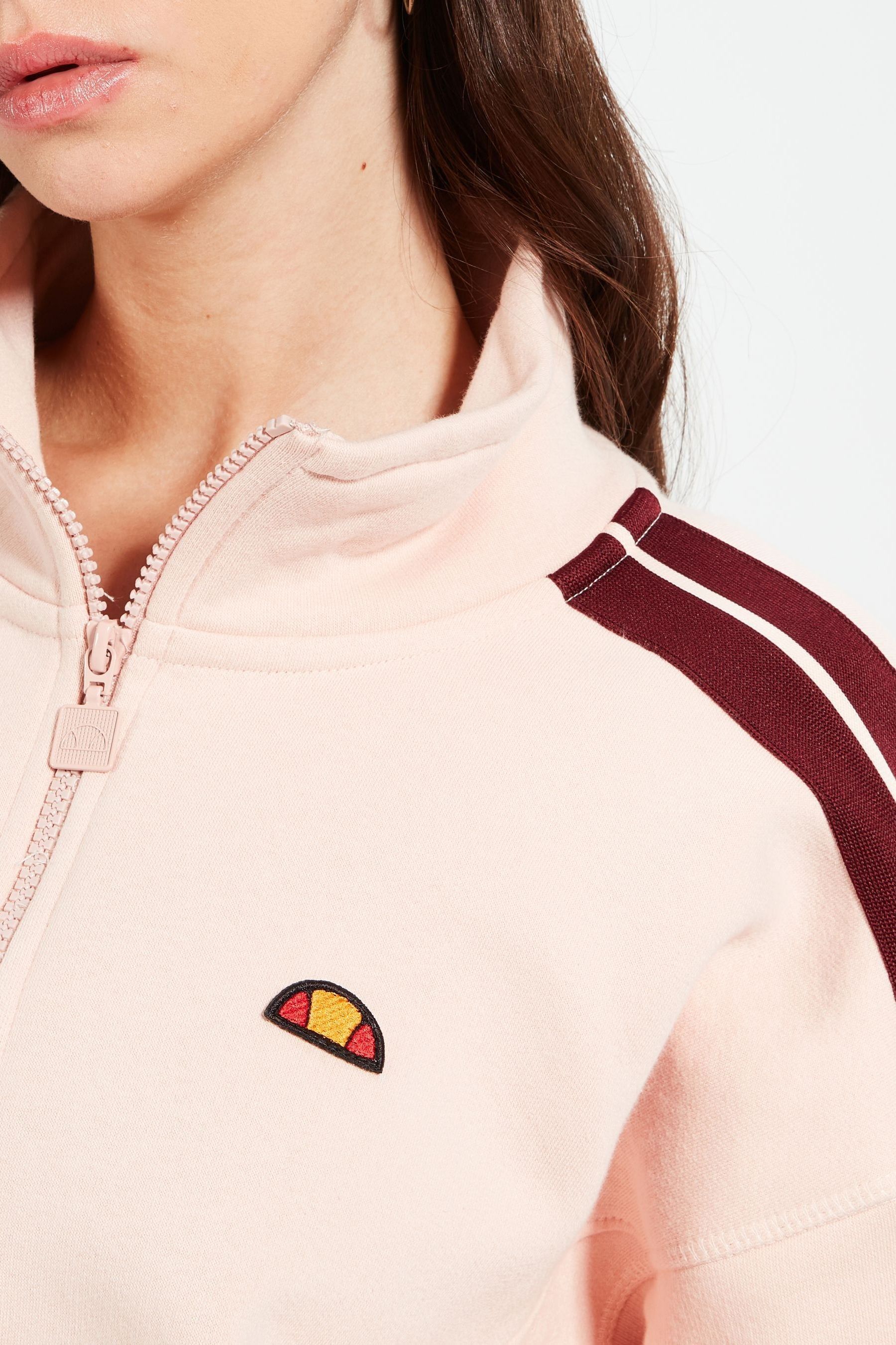 Ellesse crop sweatshirt best sale