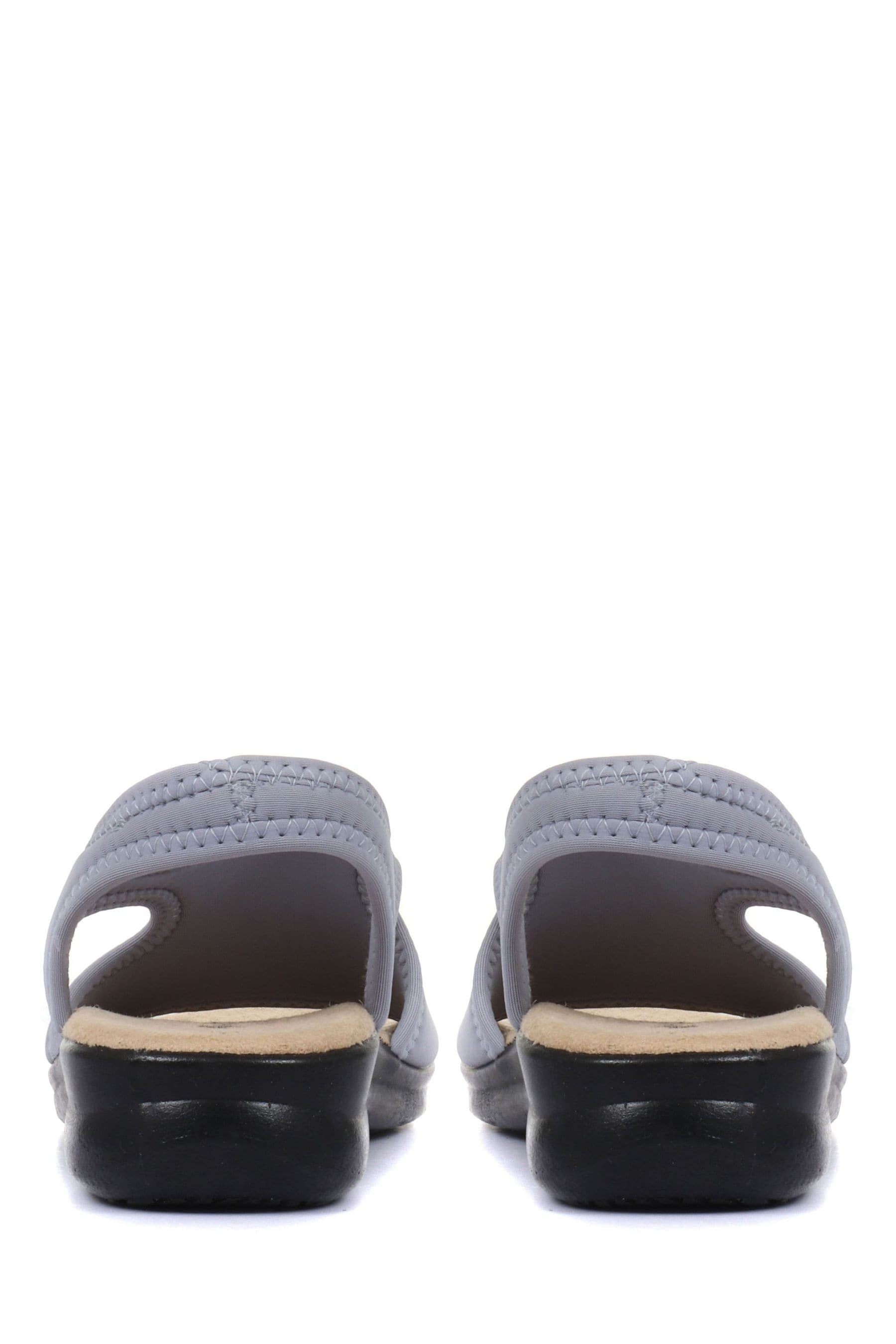 Pavers grey sandals sale