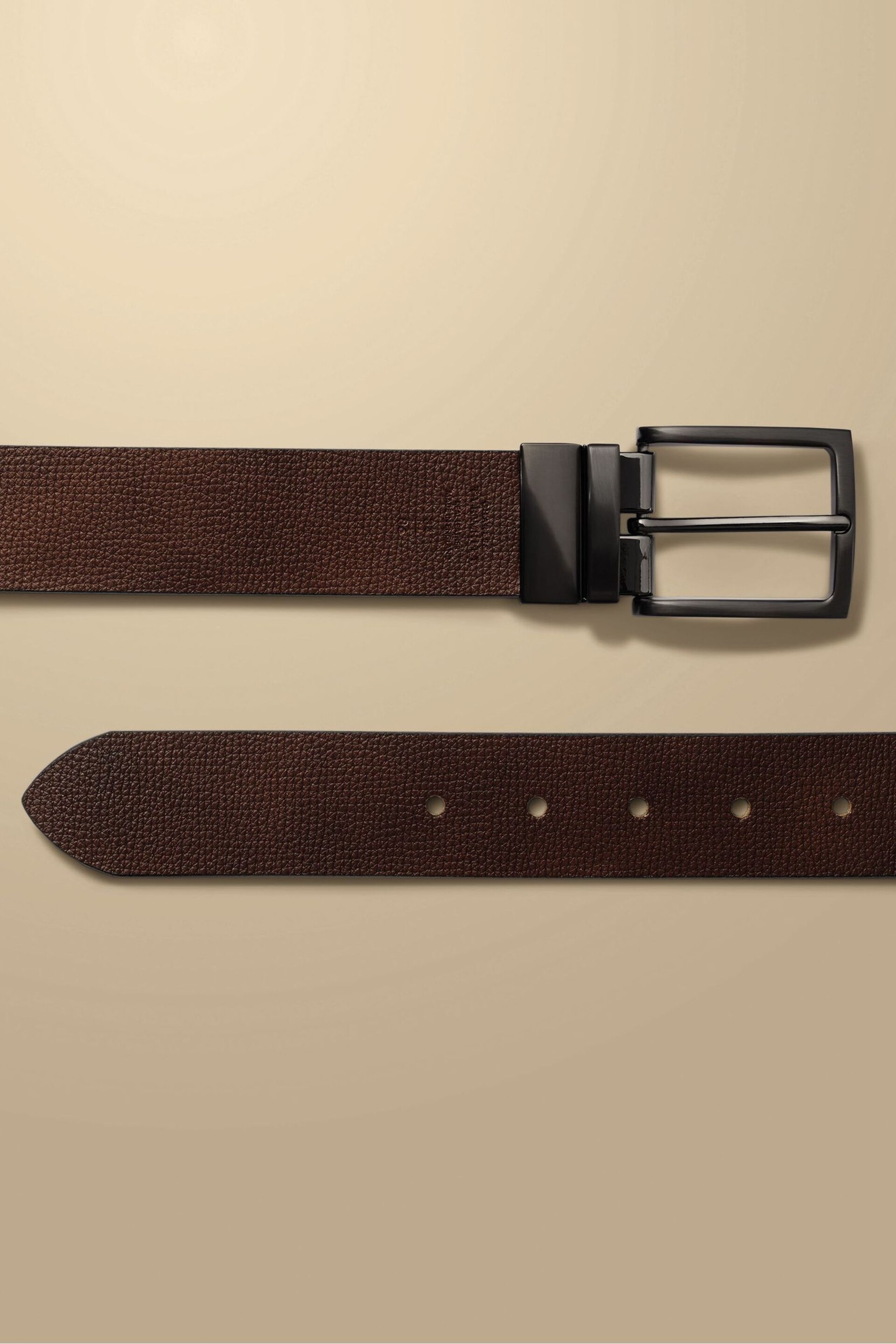 Charles Tyrwhitt Natural Leather Made in England Reversible Chinos Belt - Image 1 of 2