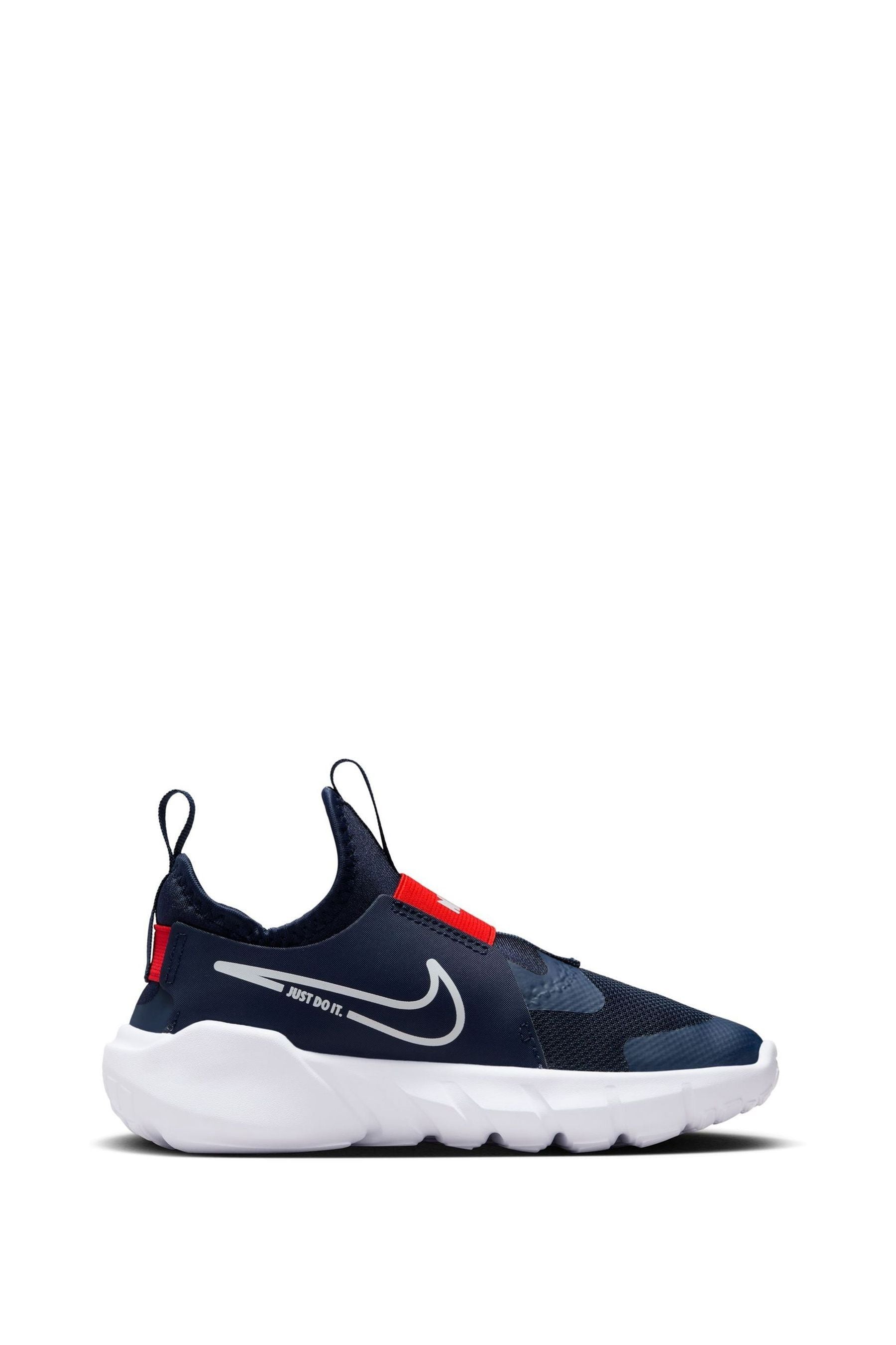 Navy nike trainers junior sale