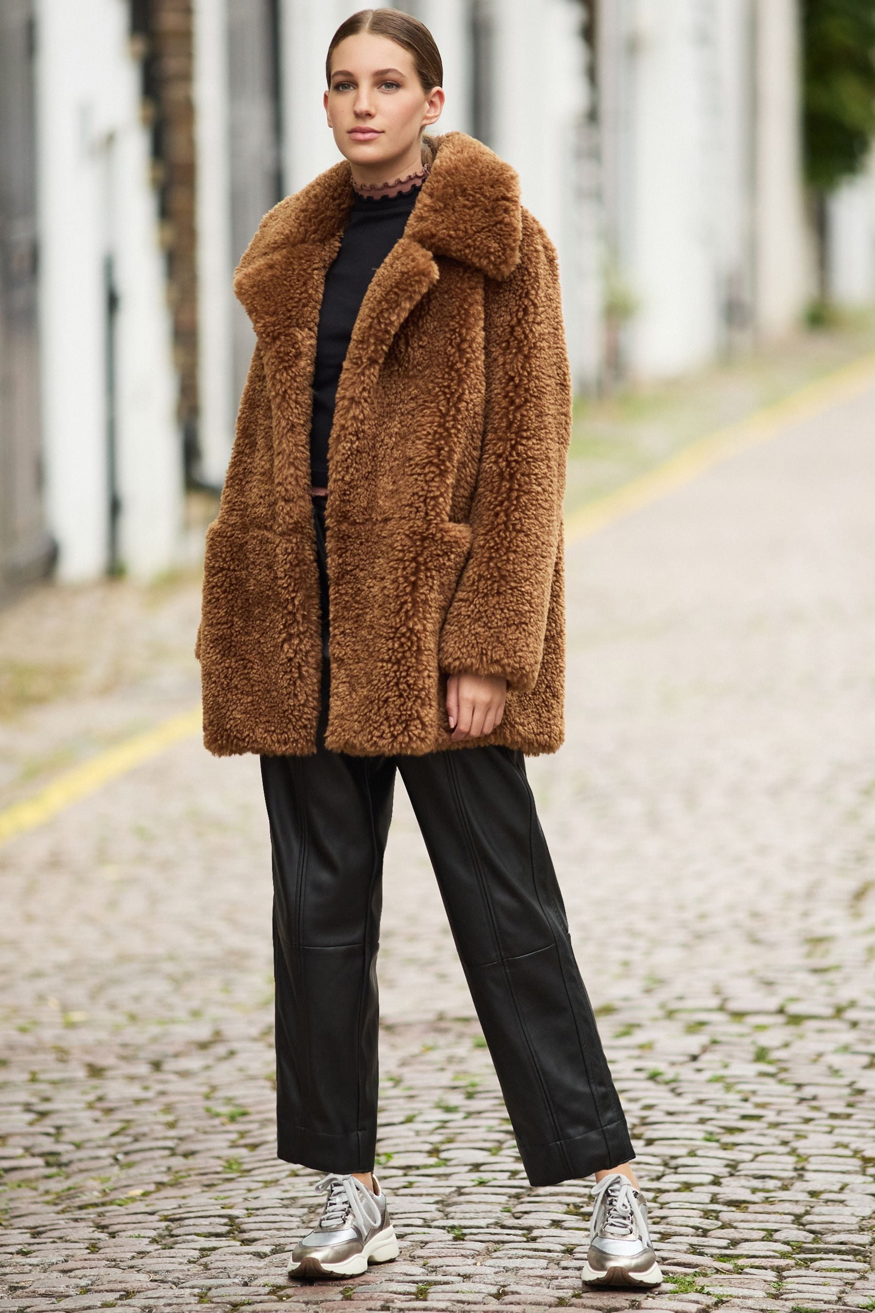 Short teddy borg coat new arrivals