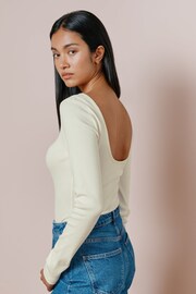 Albaray Cream Scoop Back Rib Top - Image 3 of 5