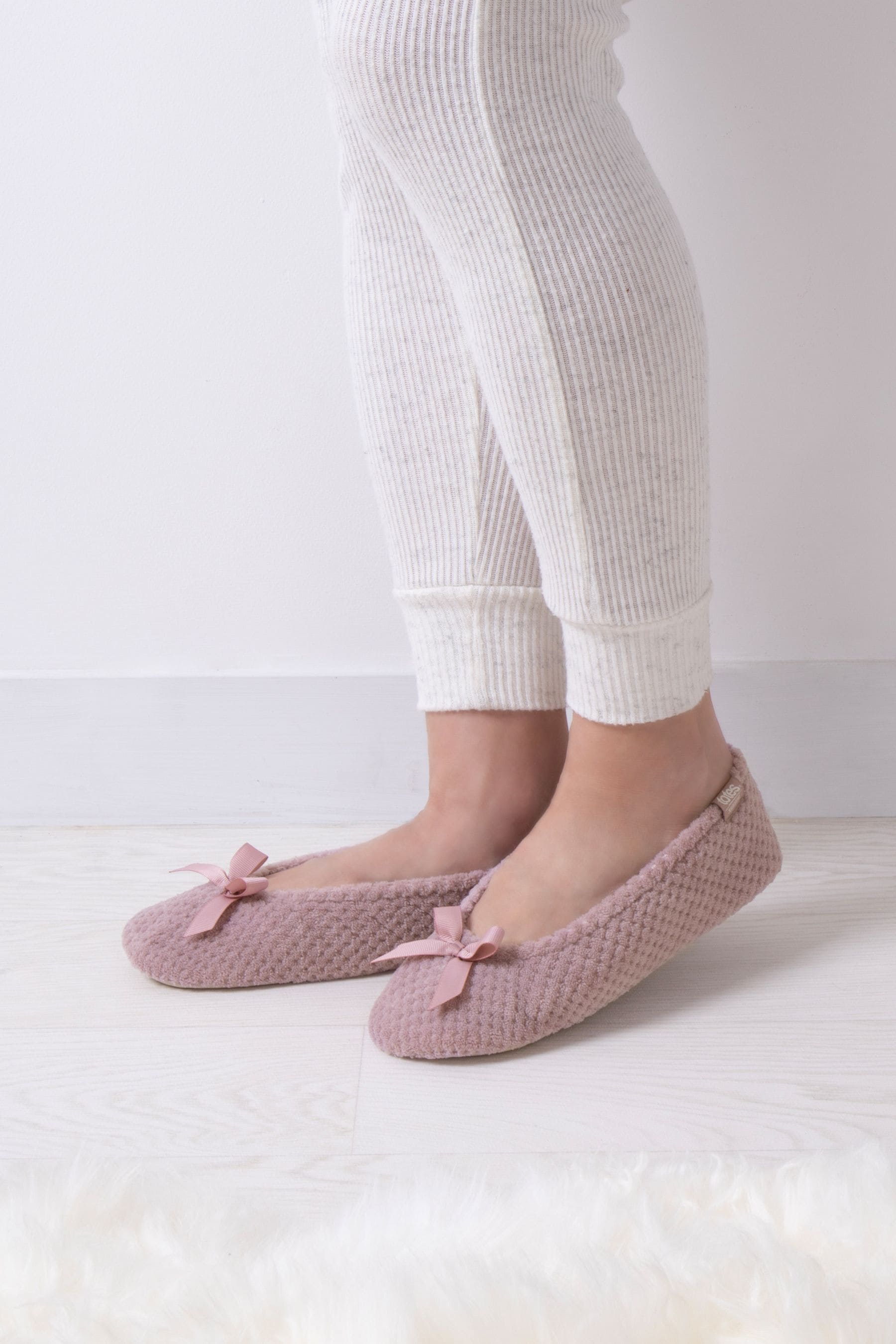 Totes popcorn ballet slippers discount