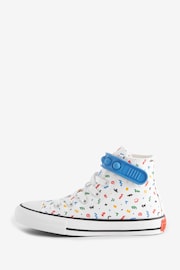 Converse White/Blue Chuck Taylor All-Star Bubble Strap 1V Trainers - Image 2 of 18