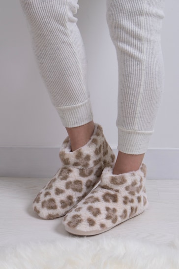 Totes Animal Ladies Faux Fur Animal Short Boot Slippers