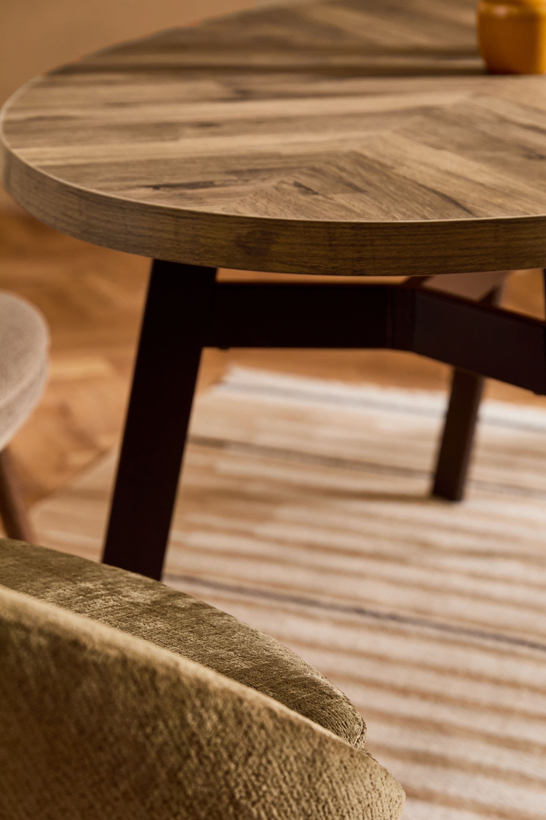 Bronx oval cheap dining table