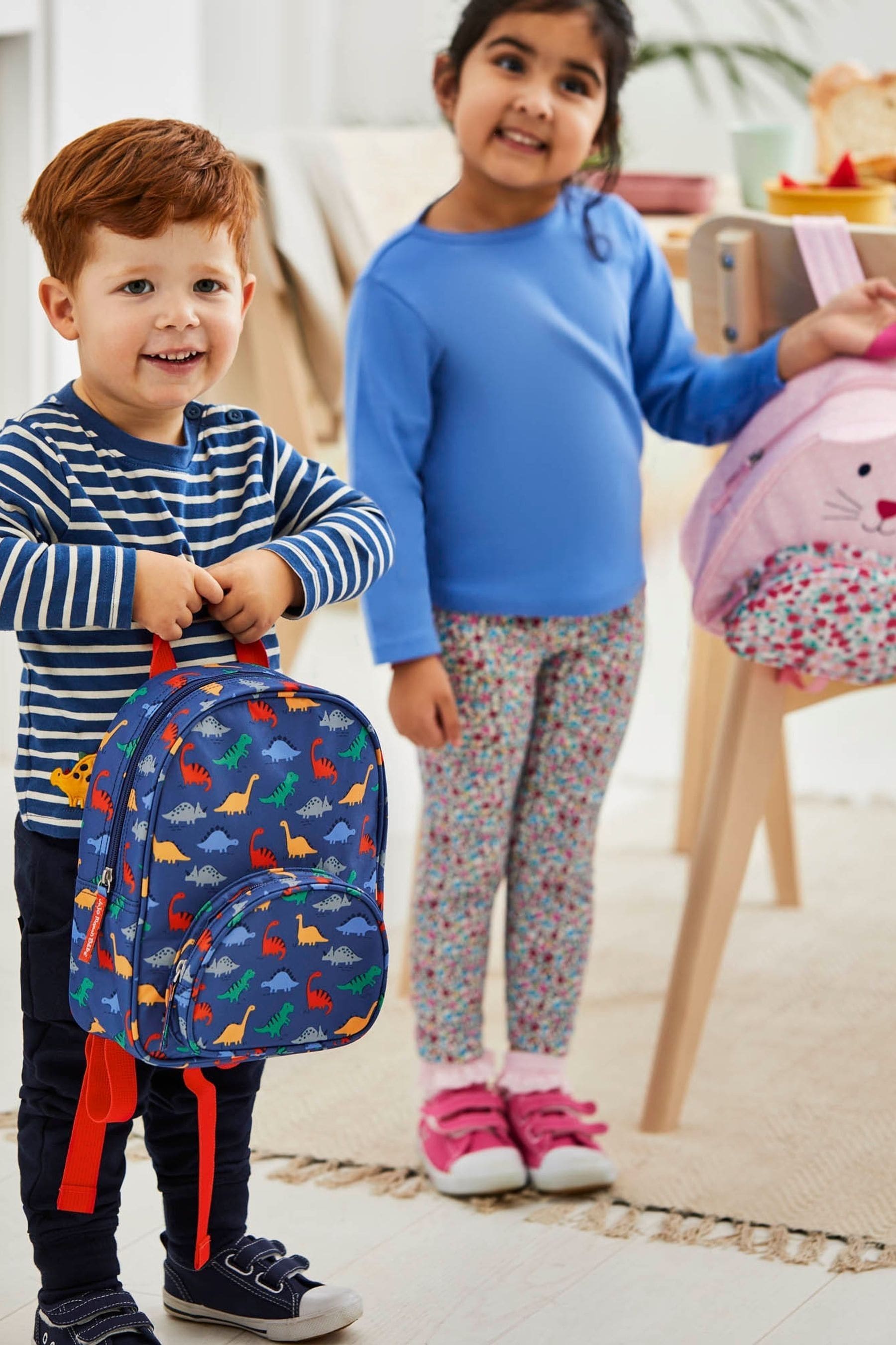 Kids safari backpack store