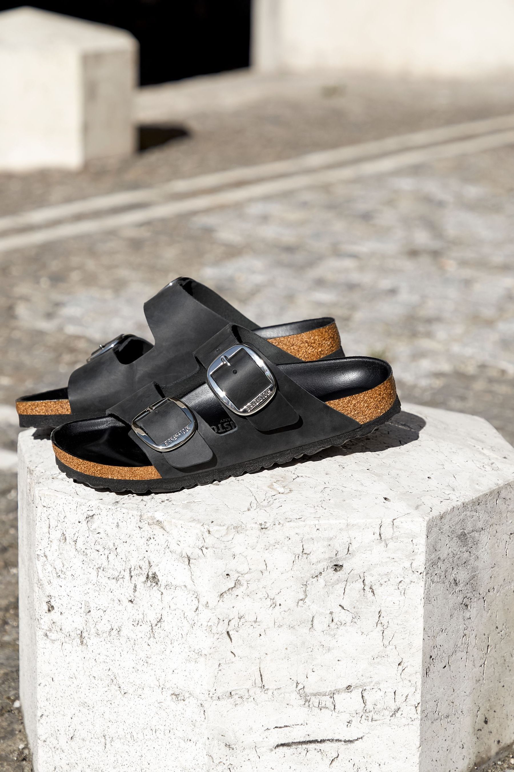 Birkenstock arizona black leather hotsell