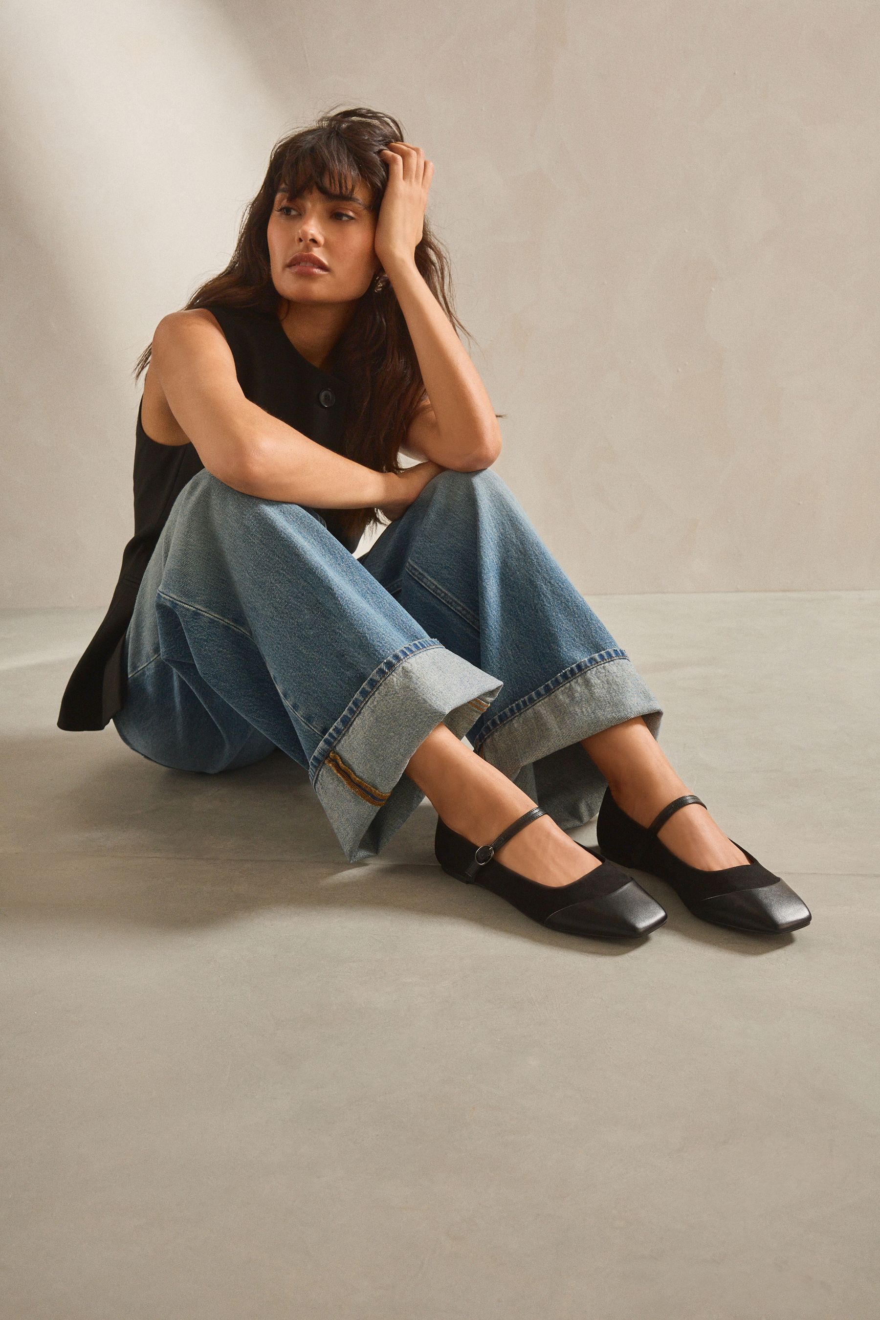 Wide fit square toe shoes hotsell