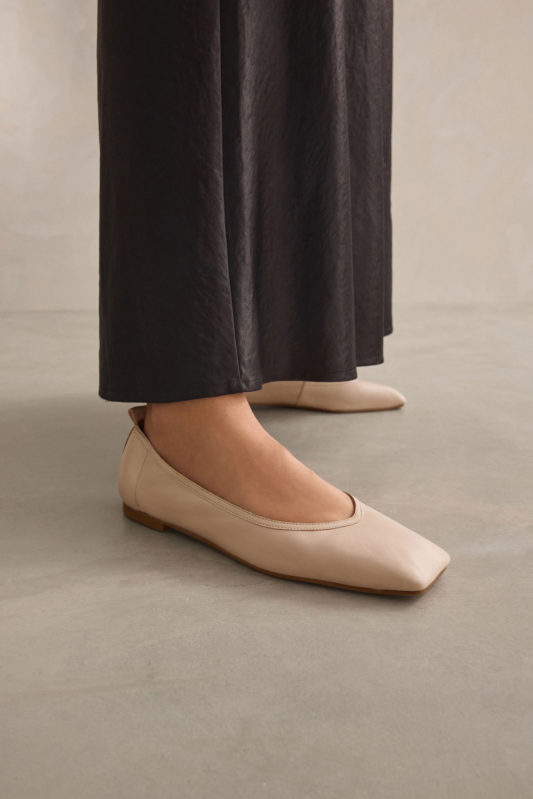 Bone Signature Square Toe Leather Ballerinas