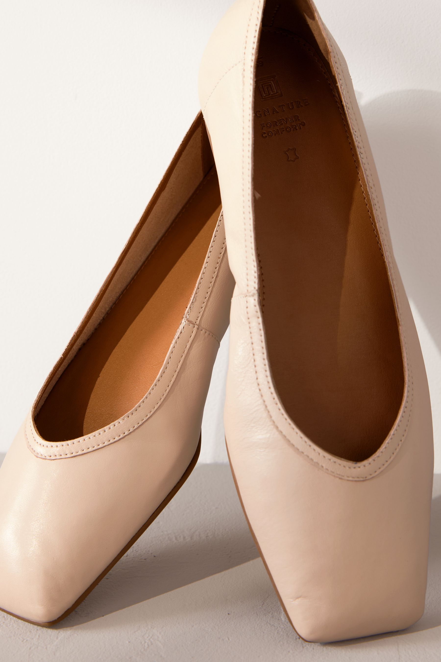 Soft leather ballerina shoes on sale