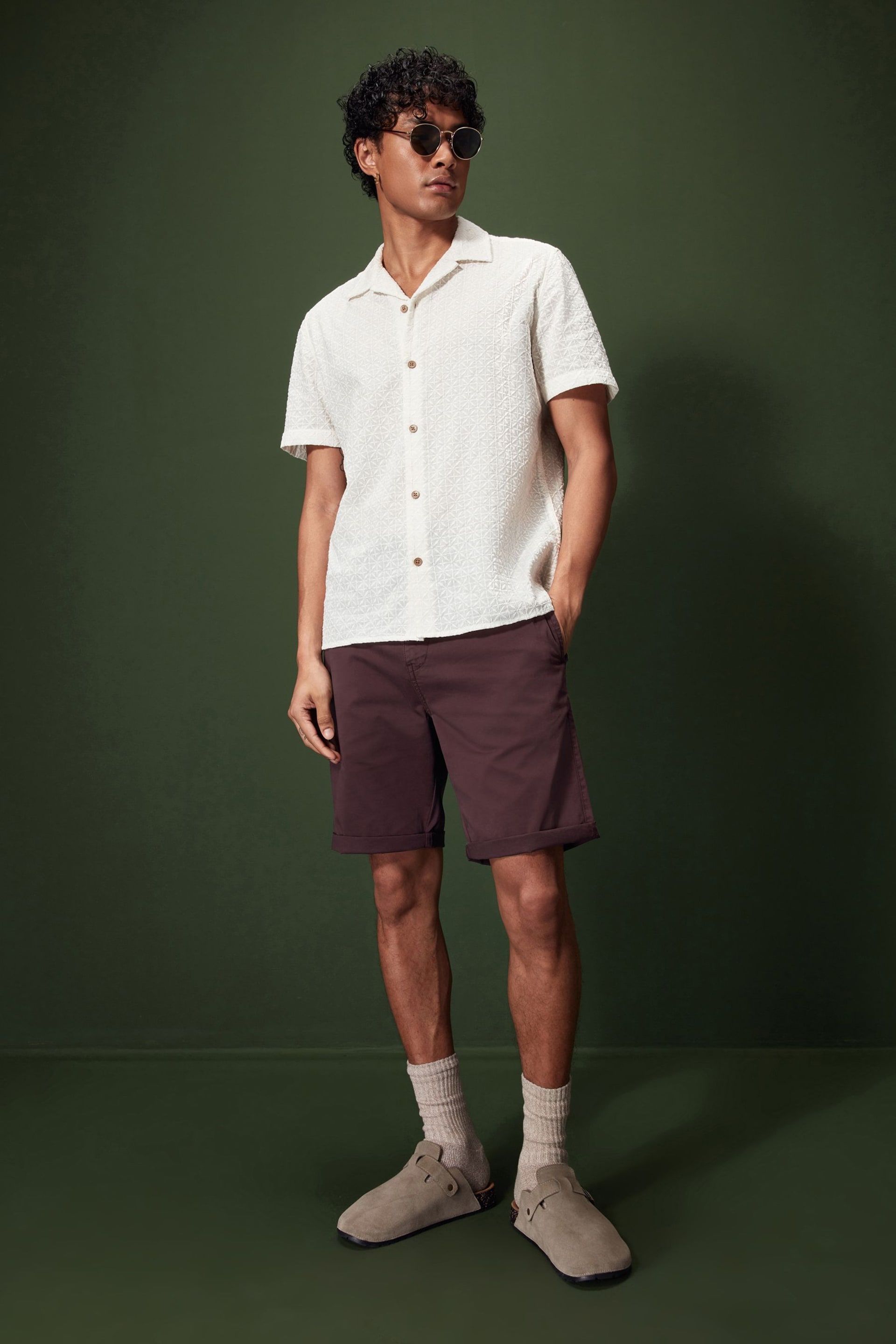 Burgundy Red Slim Fit Premium Laundered Stretch Chino Shorts - Image 2 of 9