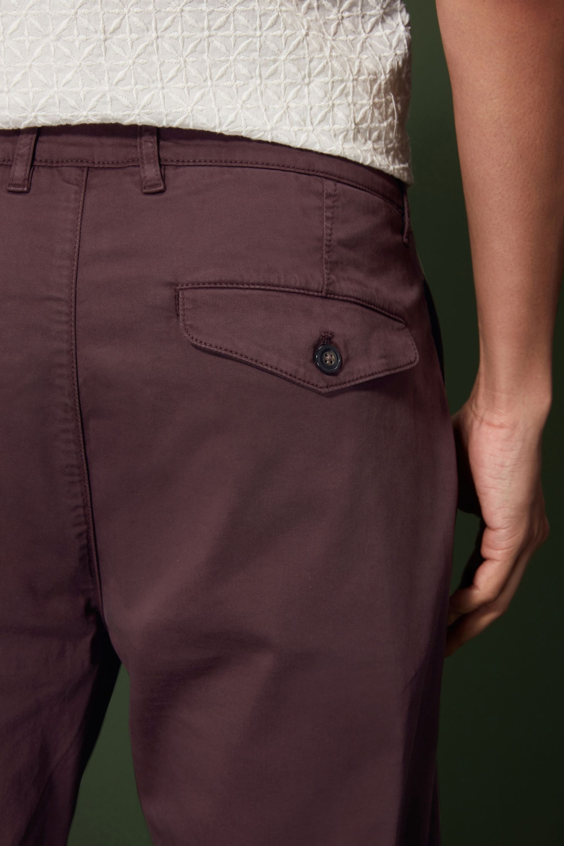 Burgundy Red Slim Fit Premium Laundered Stretch Chino Shorts - Image 4 of 9