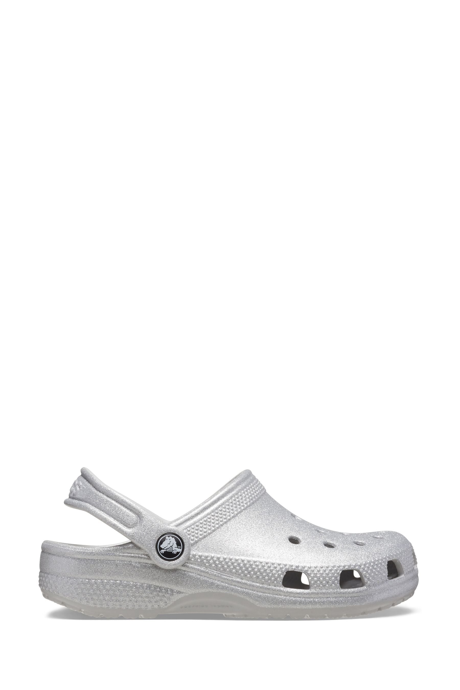 Crocs buy one get one free hotsell