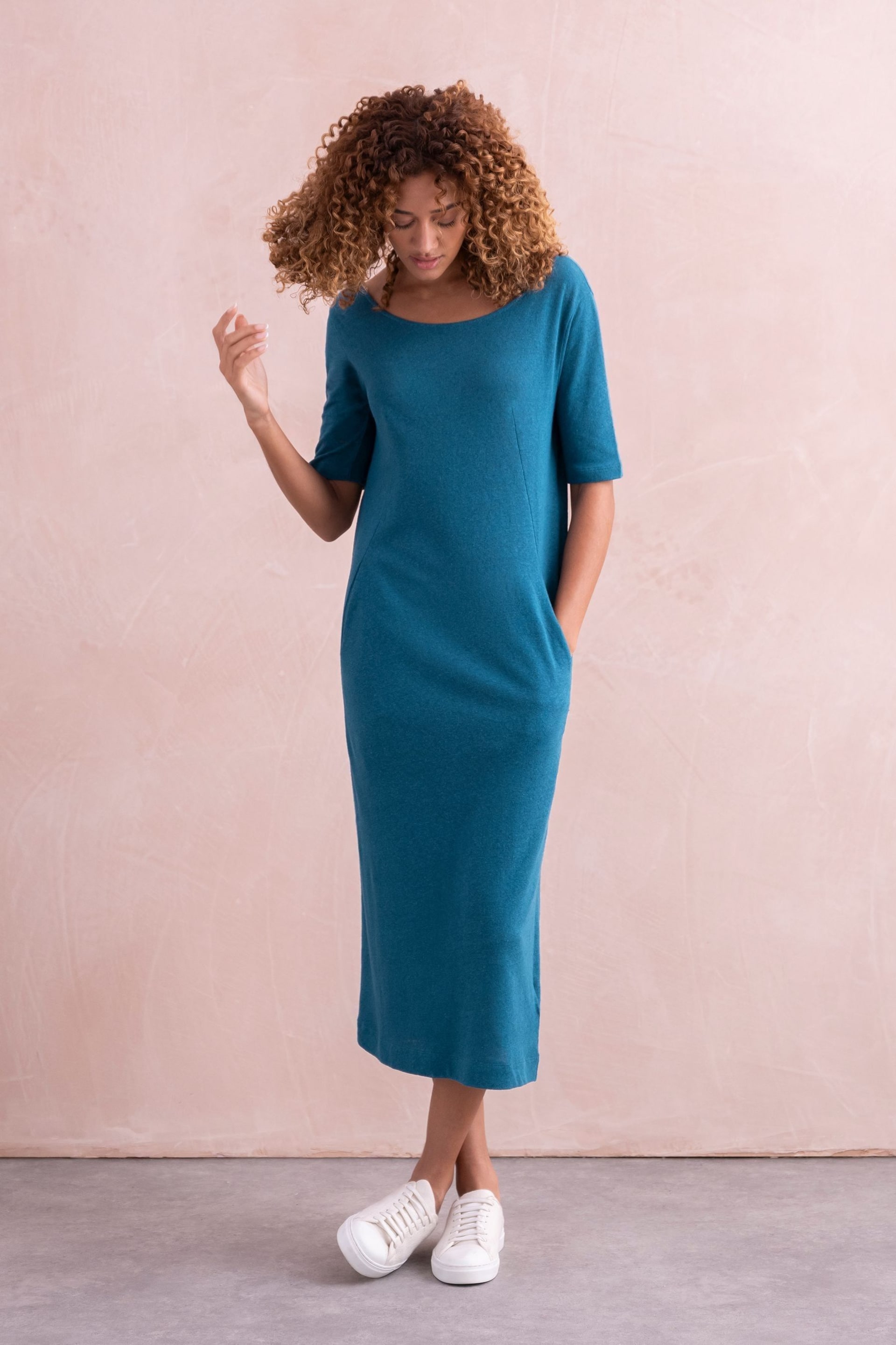 Celtic & Co. Blue Linen / Cotton Button Back Dress - Image 2 of 6