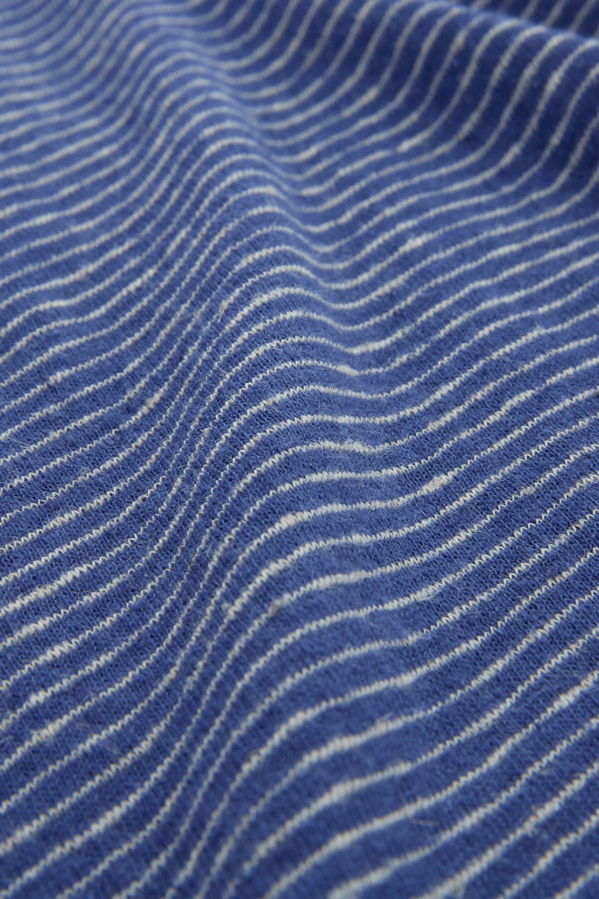 Celtic & Co. Blue Linen / Cotton Sweatshirt - Image 7 of 7