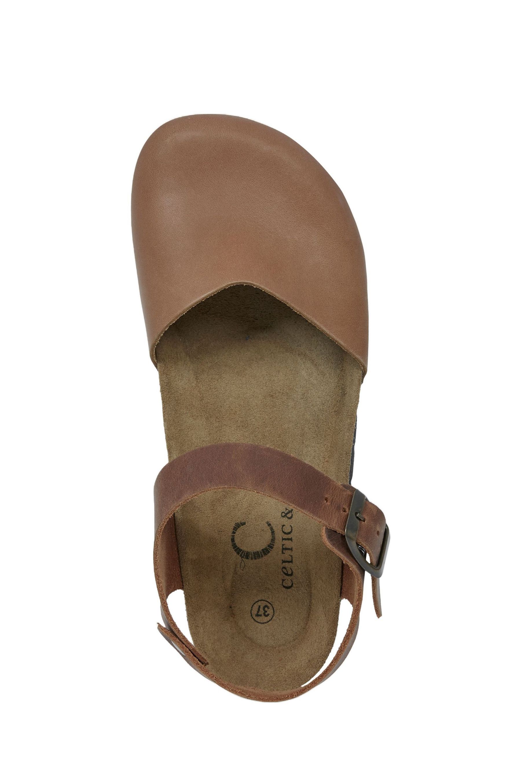 Celtic Co. Closed Toe Brown Sandals