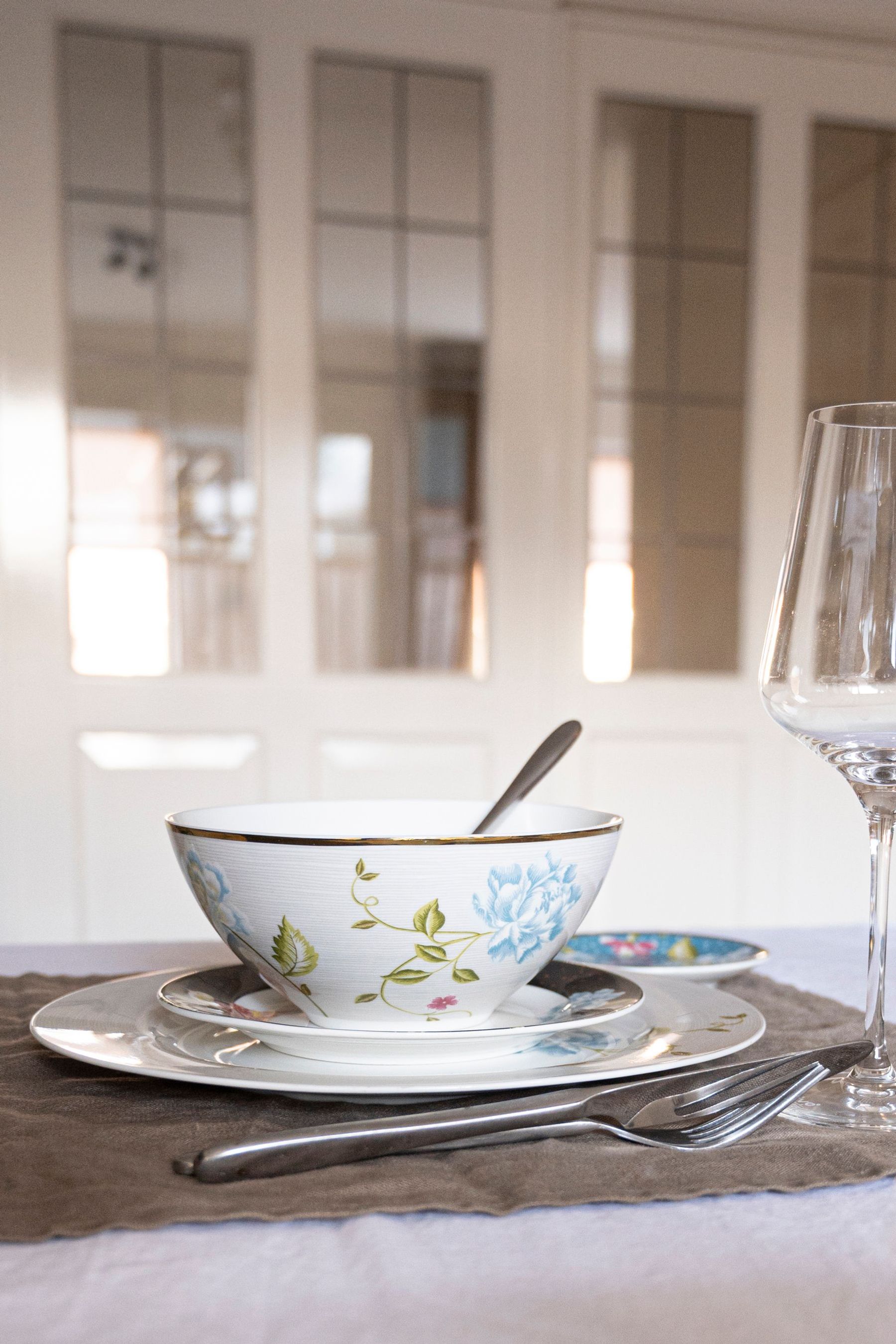 Laura ashley dinner set online