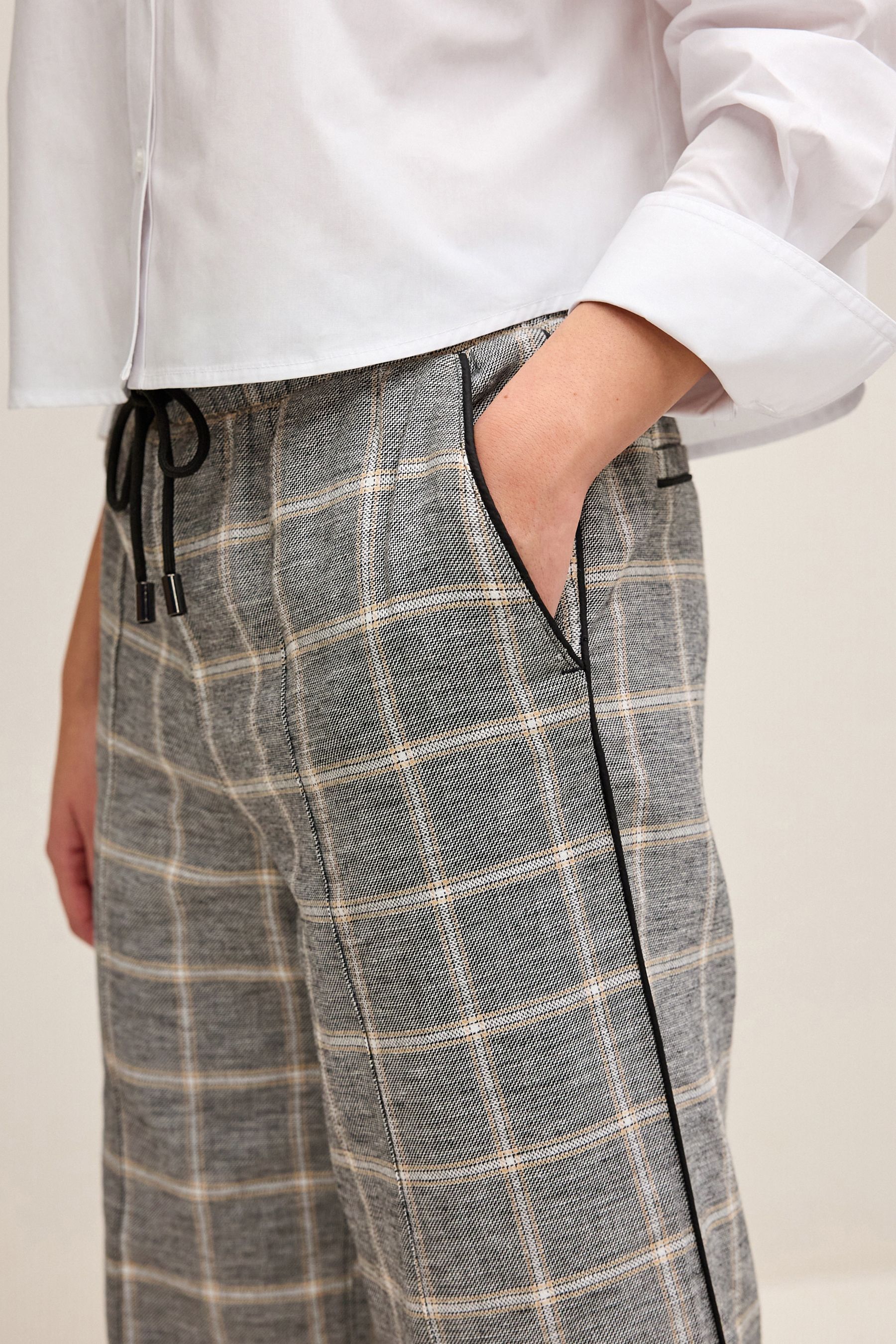 Plaid trousers best sale with side stripe