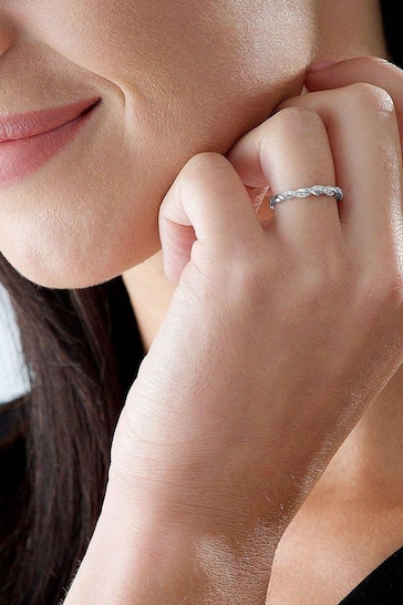 Beaverbrooks Platinum Diamond Twist Wedding Ring