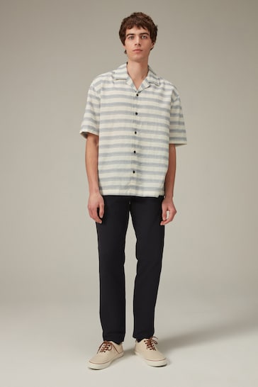 White/Blue Textured Stripe Short Sleeve Shirt With Cuban Collar