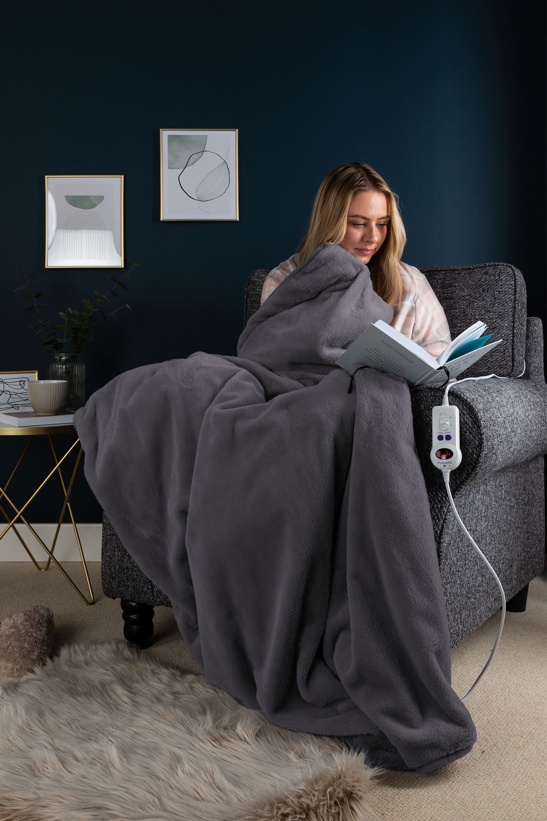 Slumberland heated outlet blanket
