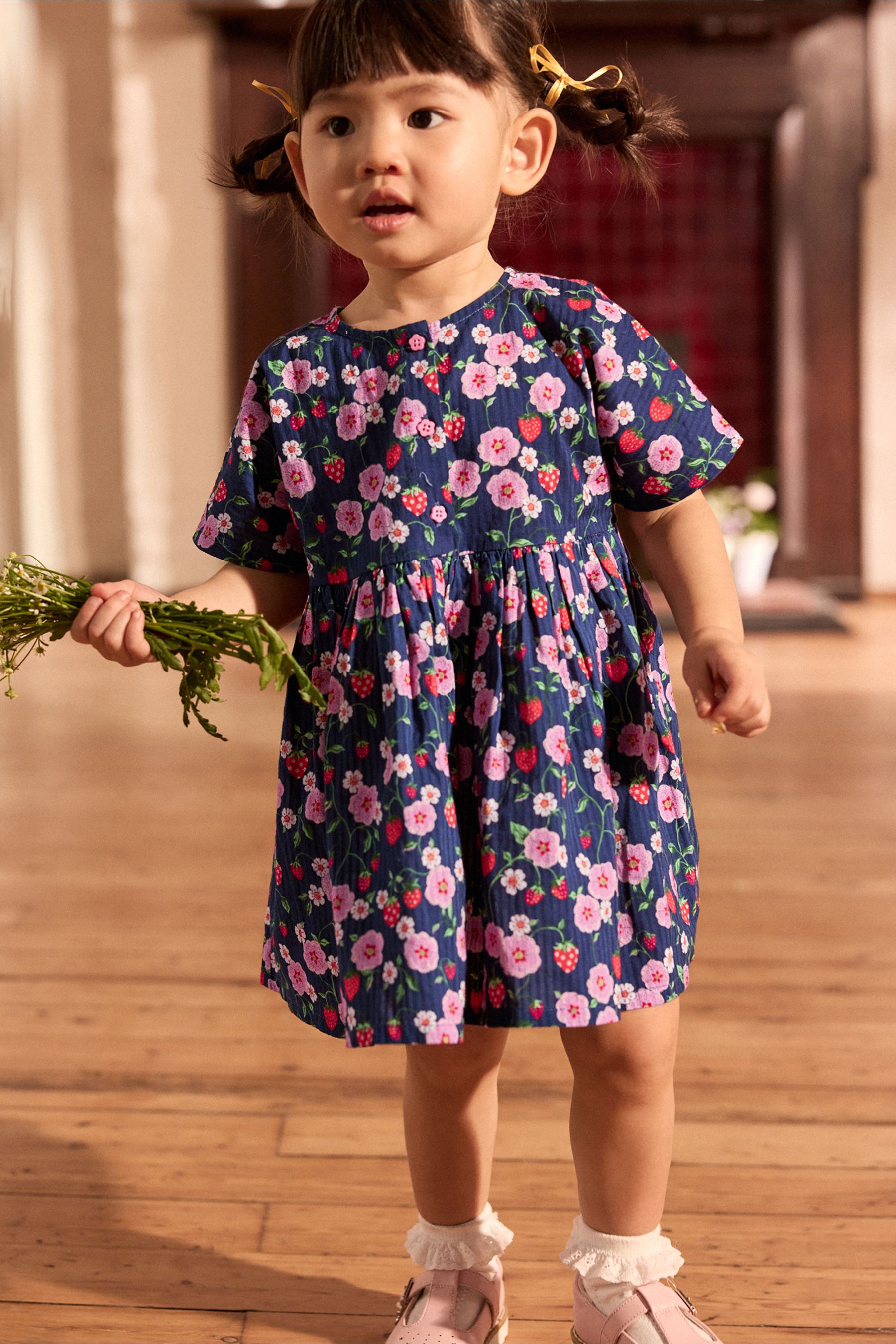 Cotton frock models for children's discount
