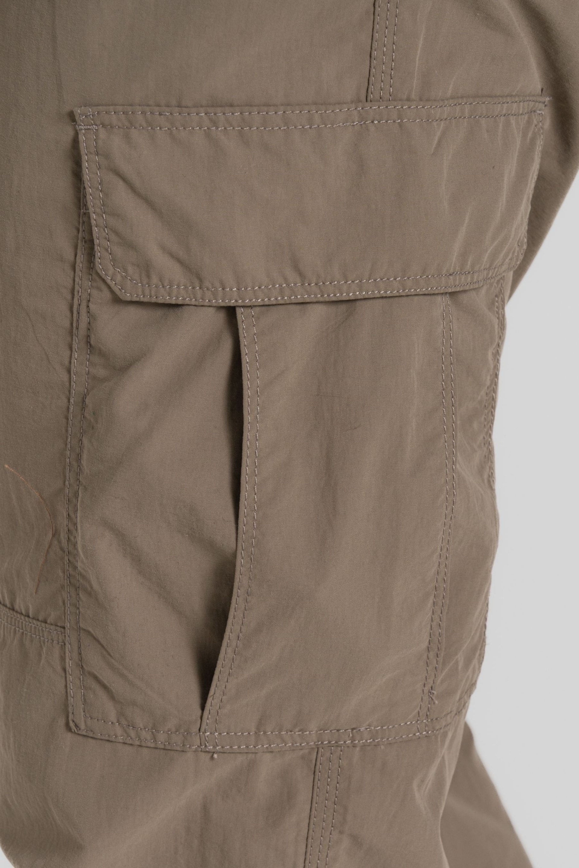 Craghoppers Natuiral Nosilife Cargo Trousers - Image 7 of 7