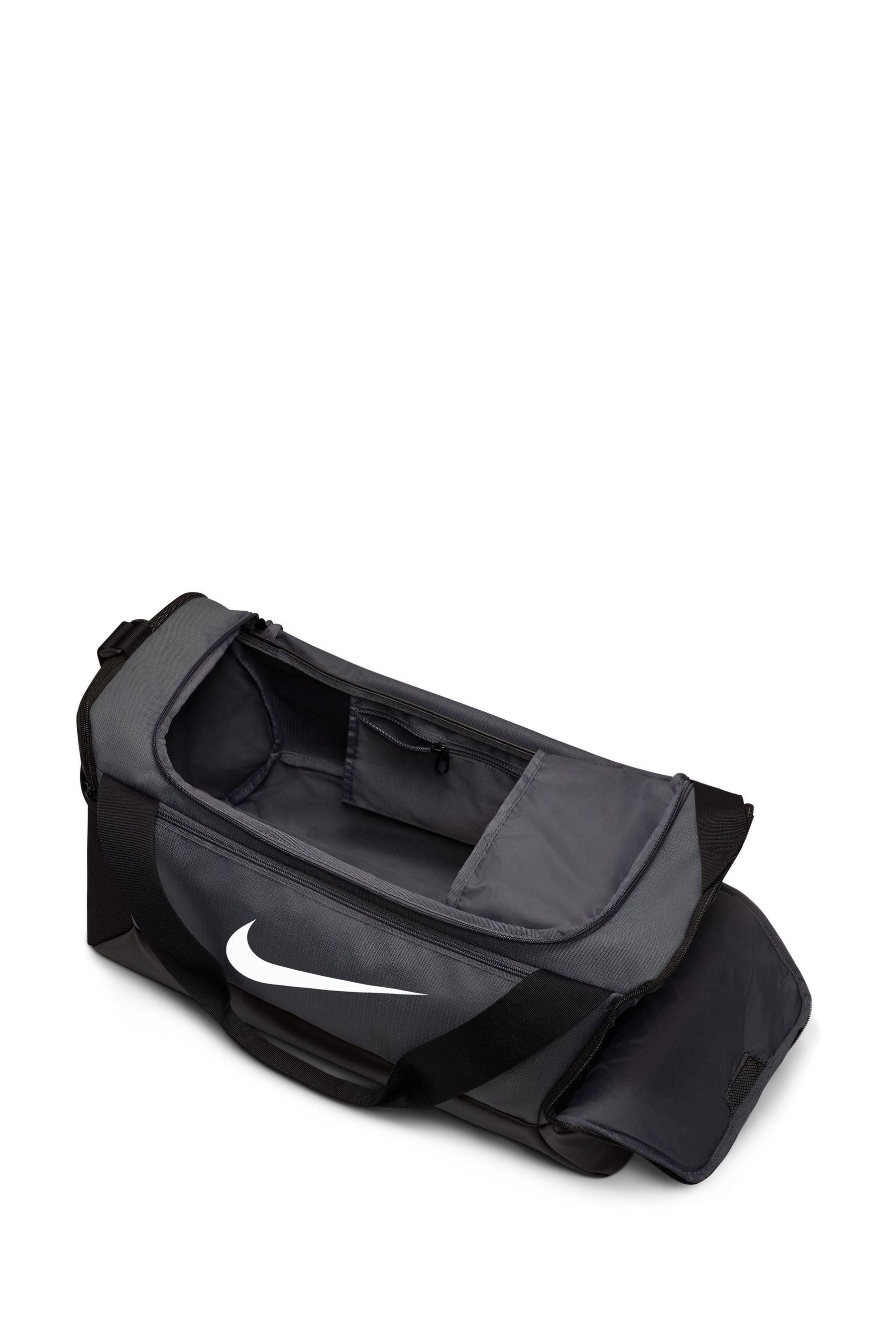 Nike brasilia small black holdall deals