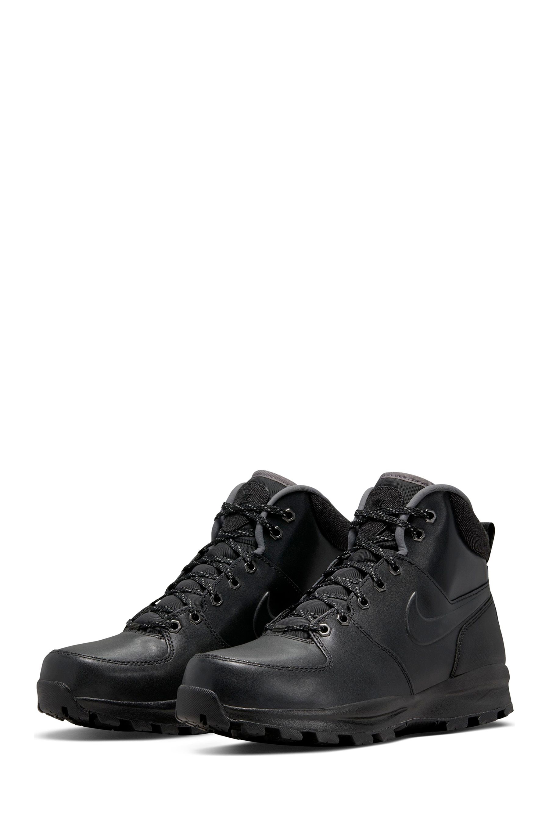 Manoa online nike boots