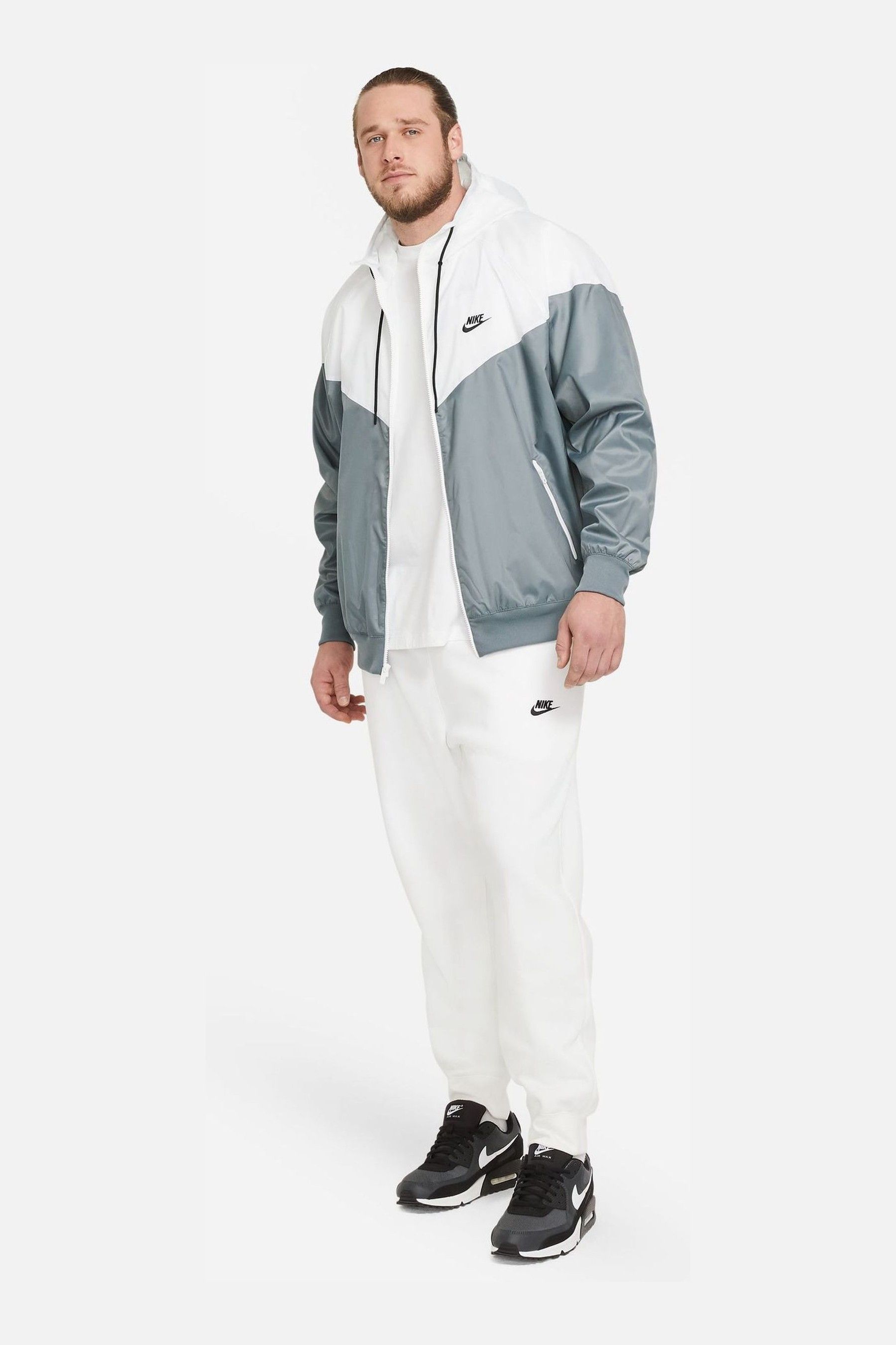 Nike windbreaker sportswear top