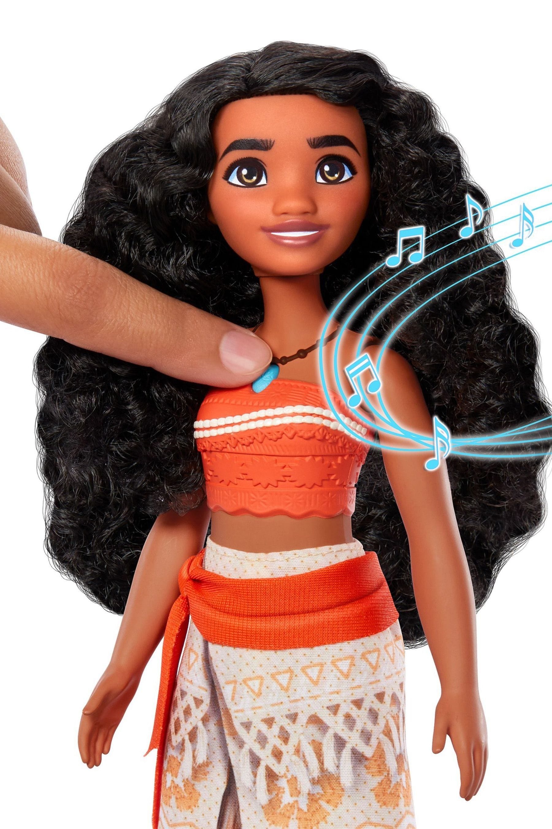 Disney hot sale doll moana