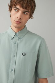 Fred Perry Short Sleeve Oxford 100% Cotton Shirt - Image 2 of 7