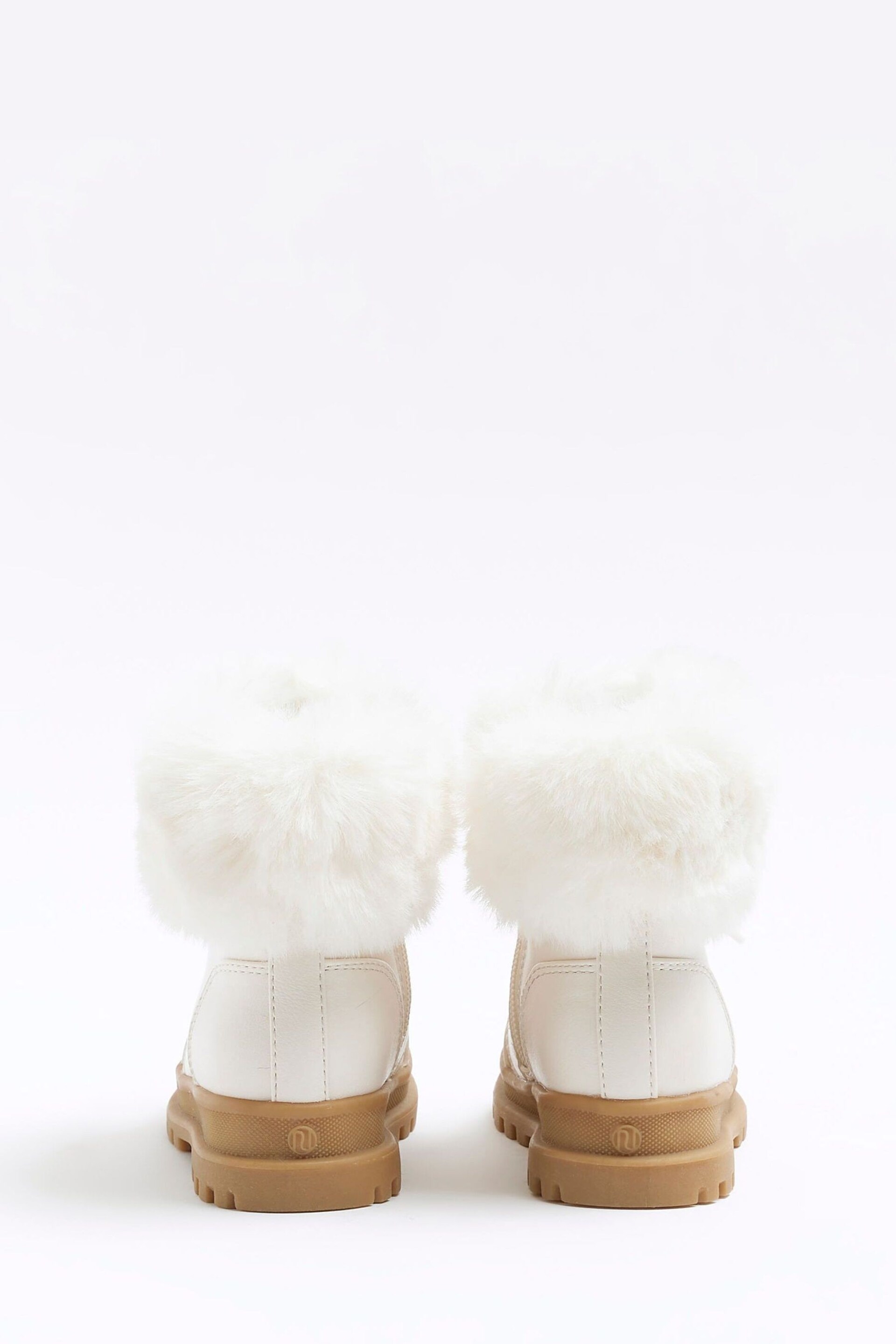 River Island Cream Faux Fur Hiker Girls Boots - Image 2 of 4