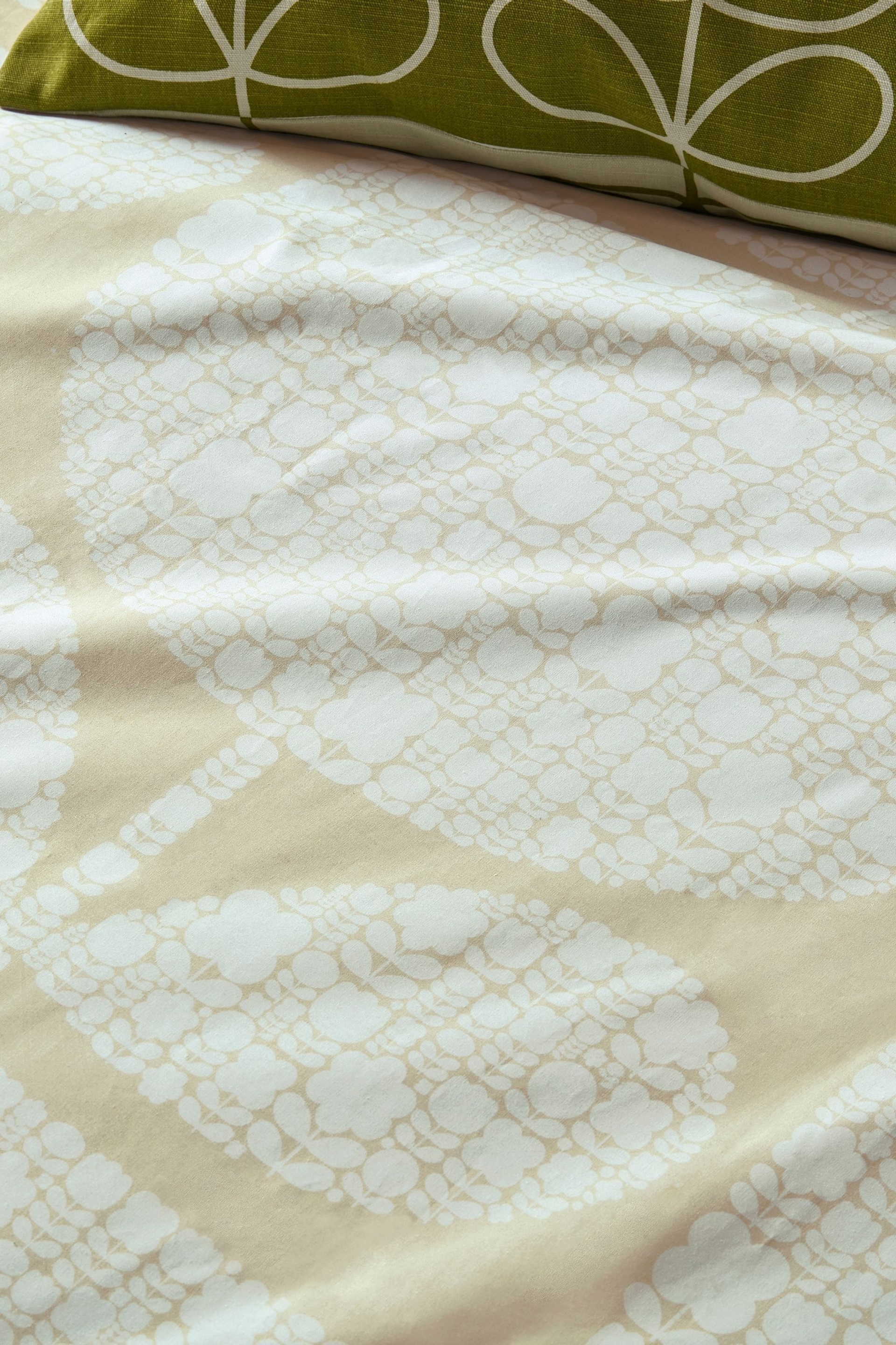 Orla Kiely Cream Block Garden Duvet Cover and Pillowcase Set - Image 3 of 5