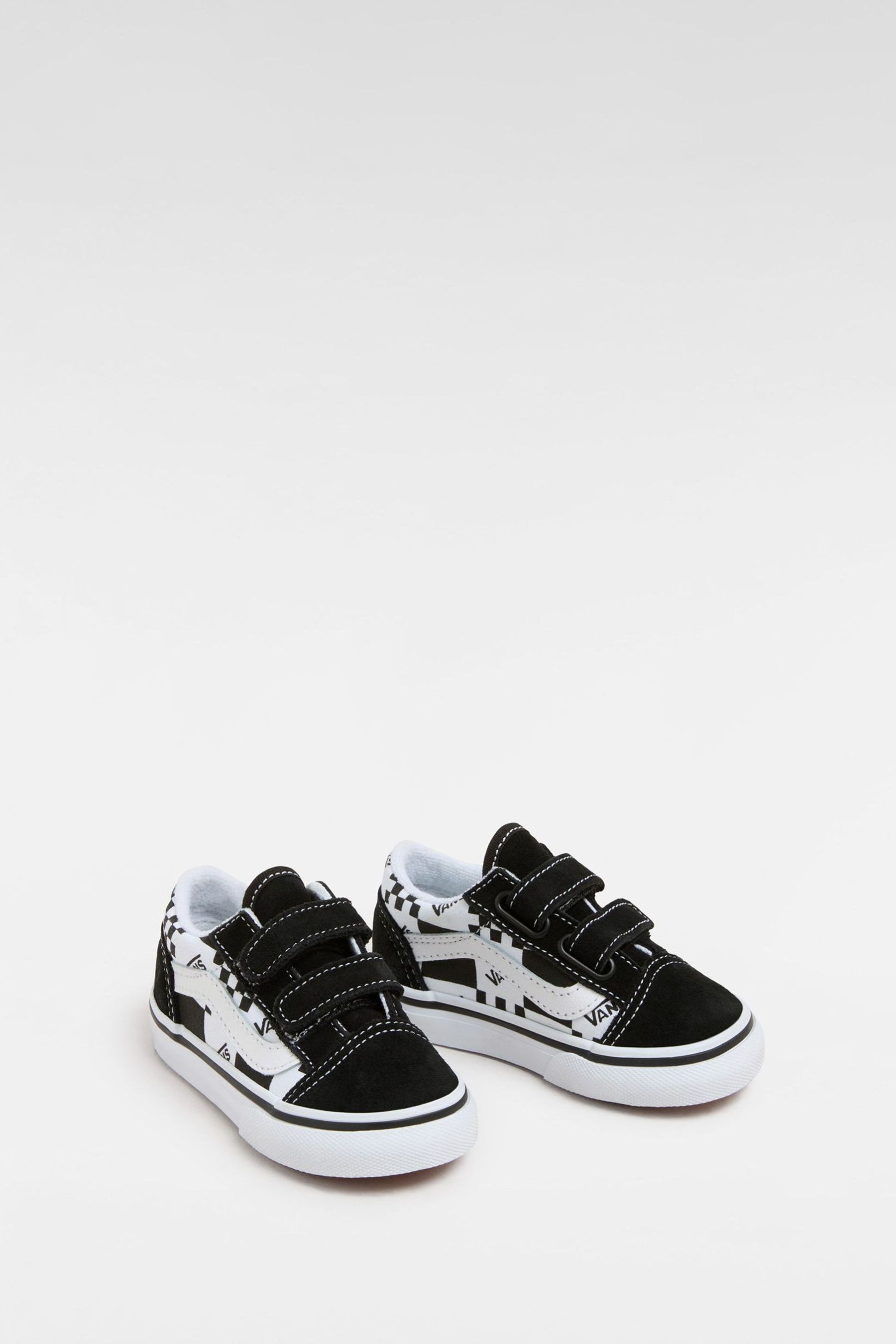 Buy Vans Boys Old Skool Velcro Black Trainers from Next Luxembourg