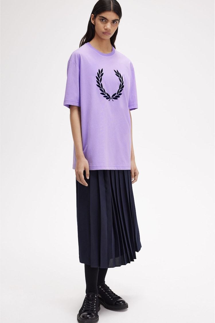 Fred Perry Violet Purple Flocked Laurel Wreath T-Shirt - Image 2 of 5