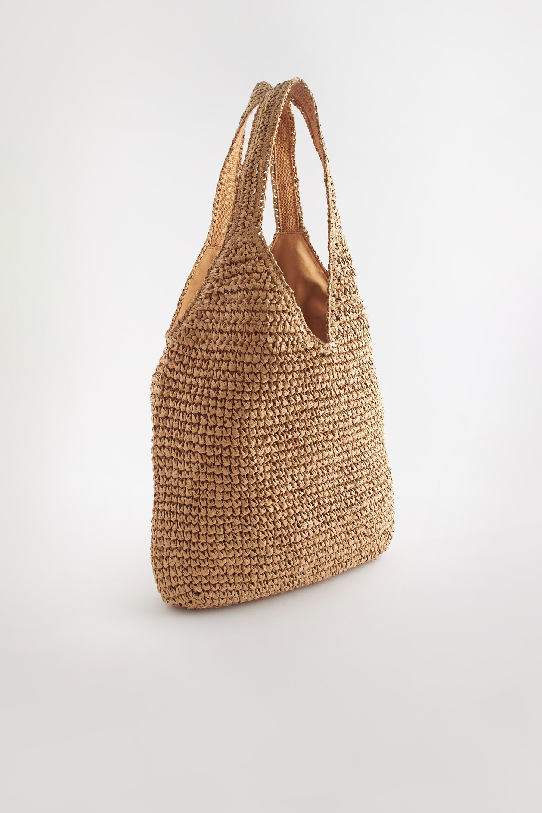 Straw slouch bag top
