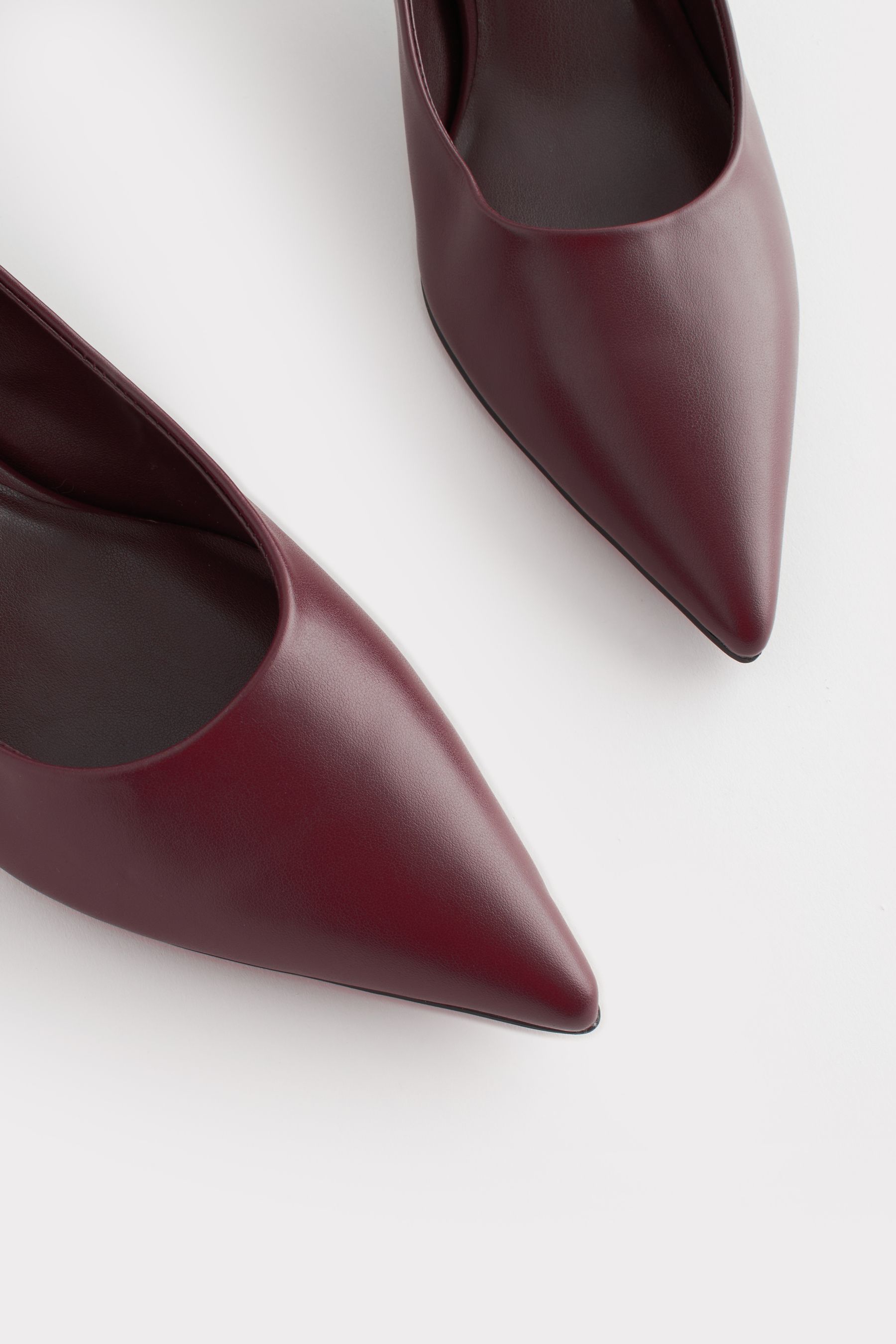 Burgundy patent court shoes best sale