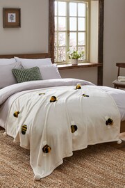 Natural Cosy Bee Appliqué Throw - Image 1 of 4