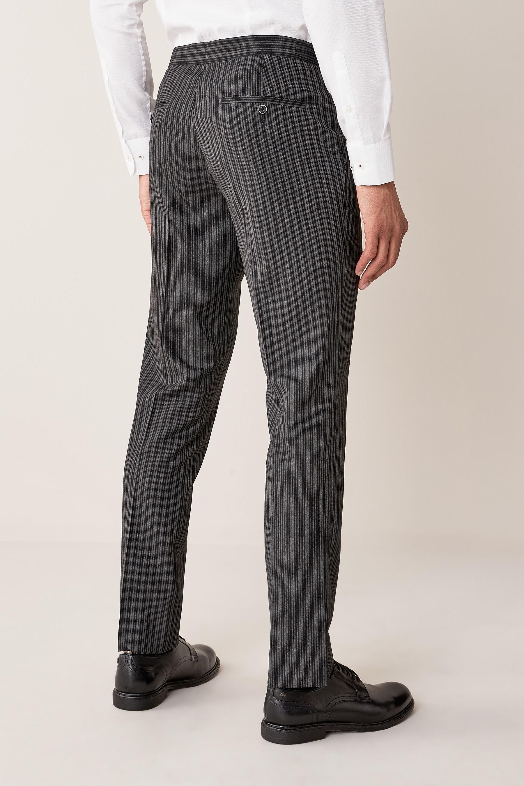 Next morning suit top