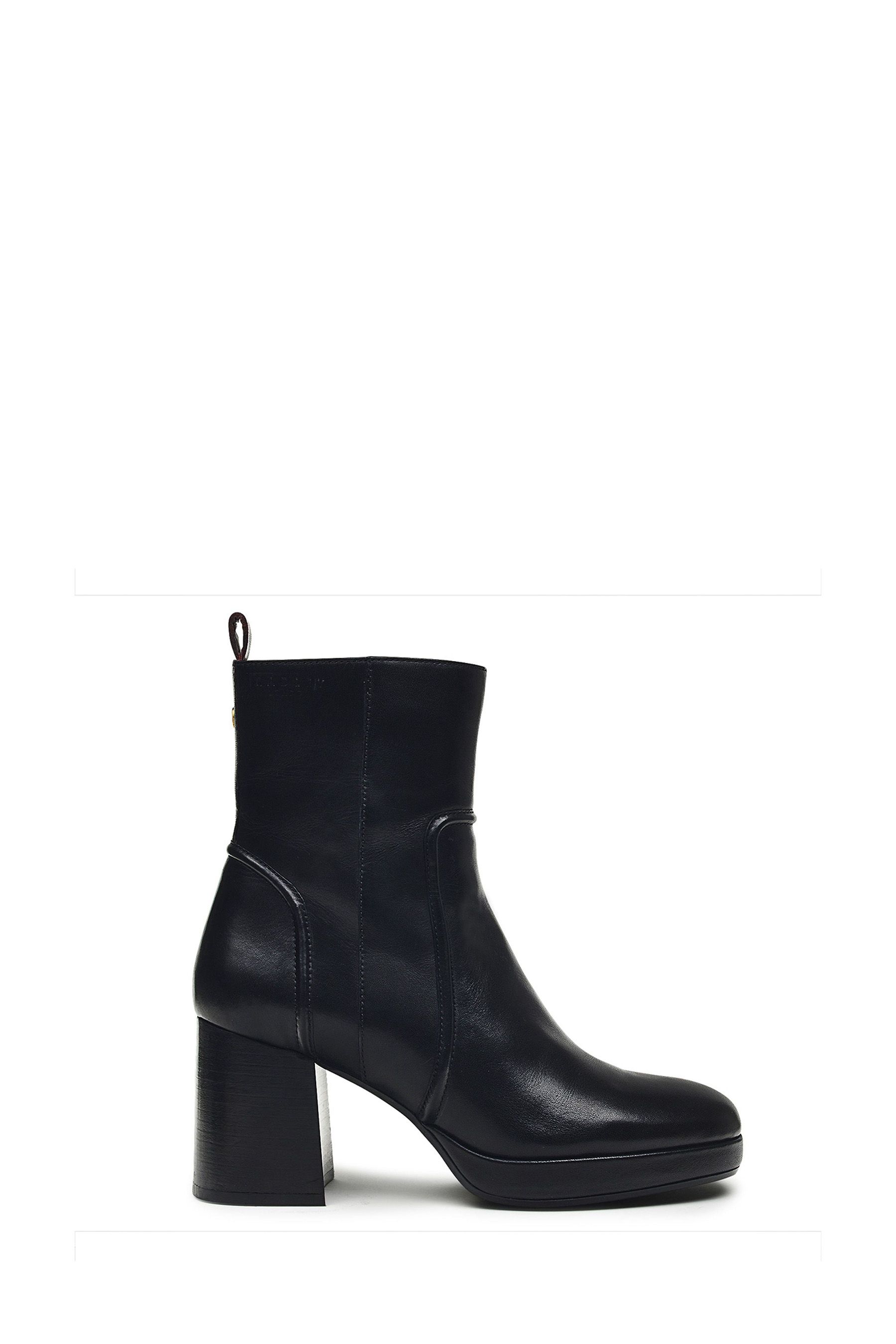 Elm chunky lace up boots hotsell