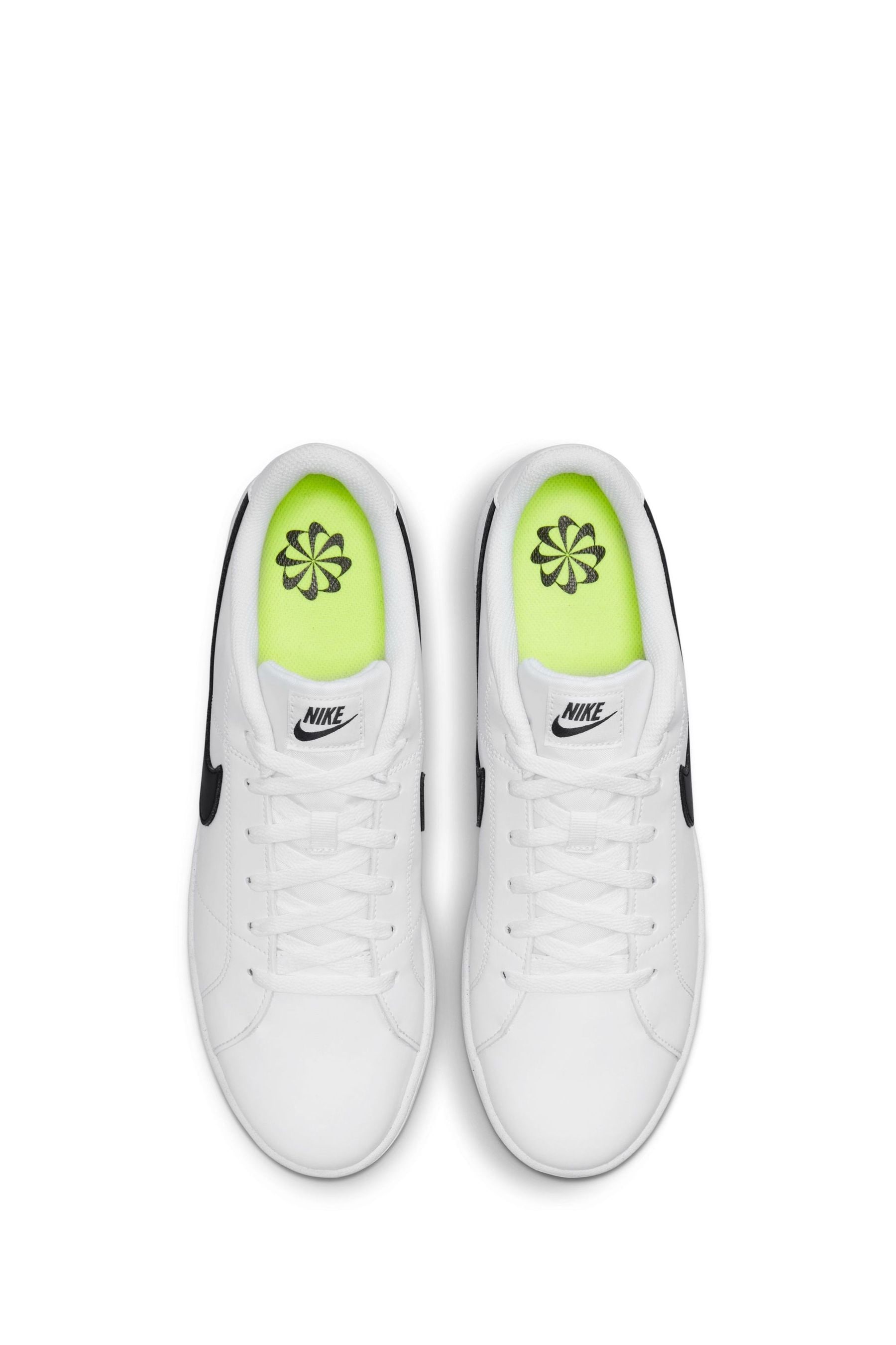 Nike 2 trainers hot sale