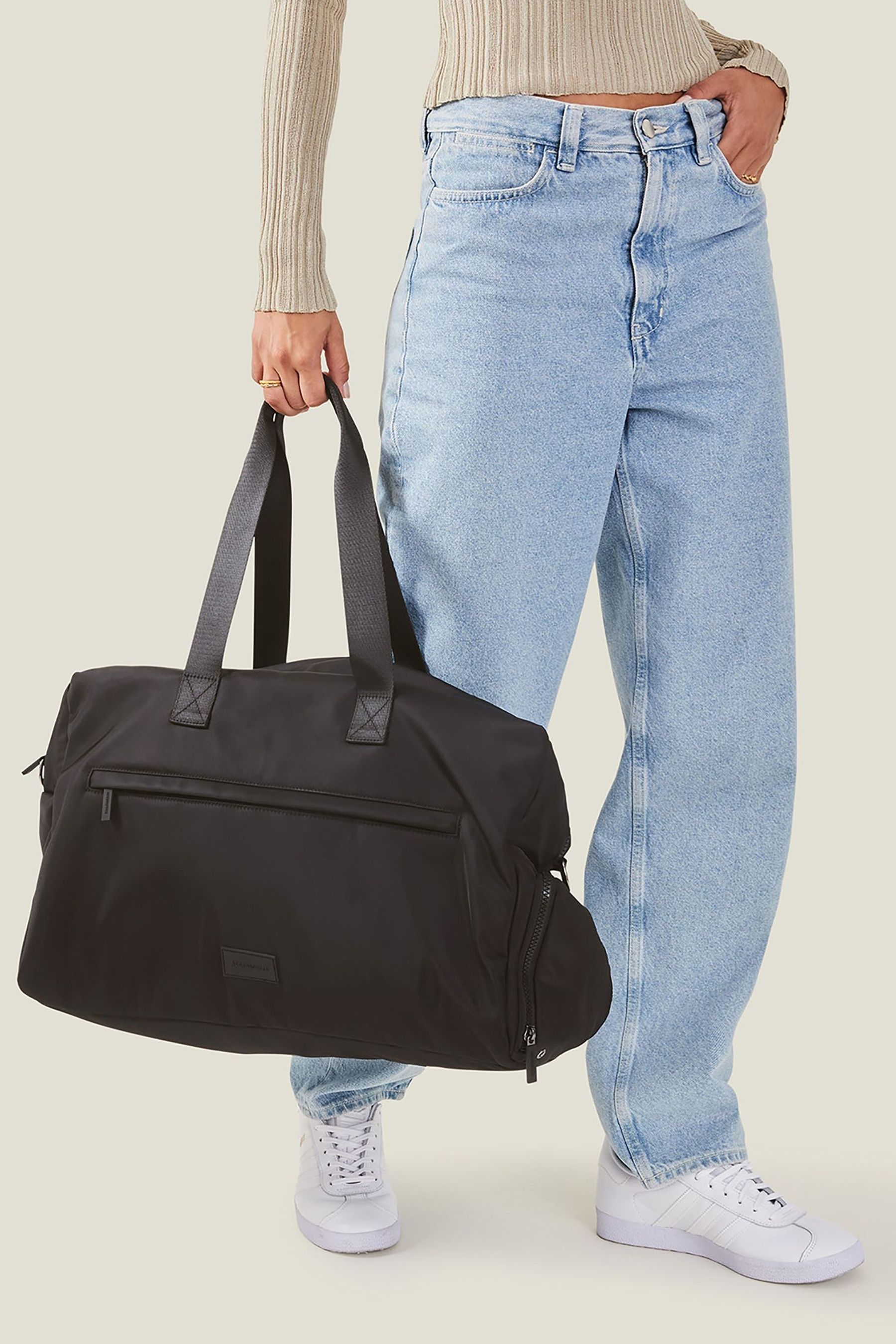 Accessorize weekender bag deals