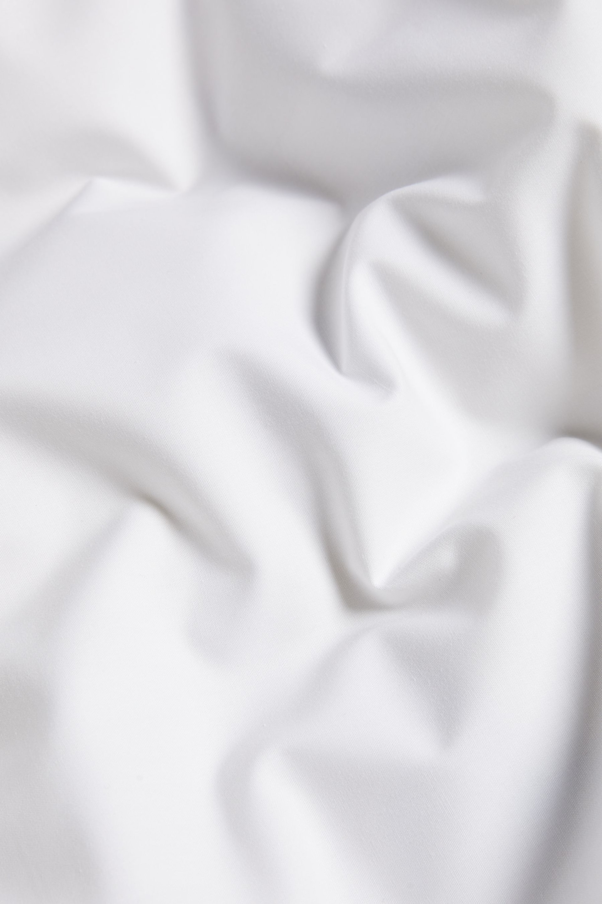 White Collection Luxe 200 Thread Count 100% Egyptian Cotton Percale Duvet Cover And Pillowcase Set - Image 5 of 5