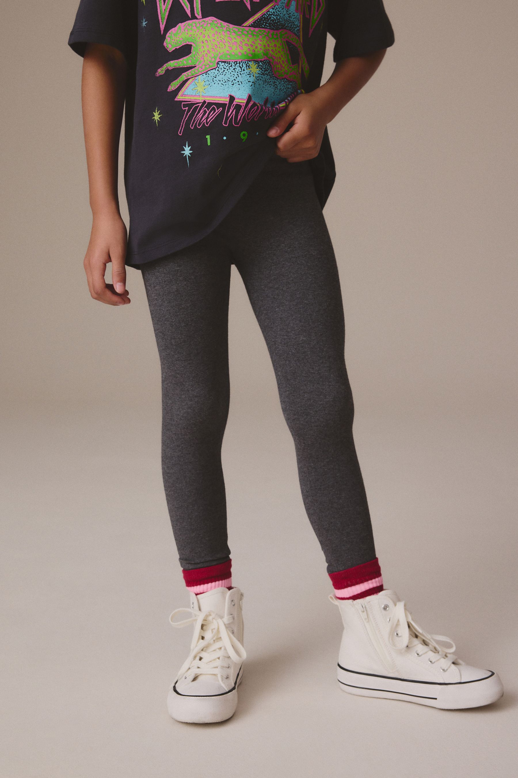 Black and gray leggings hotsell