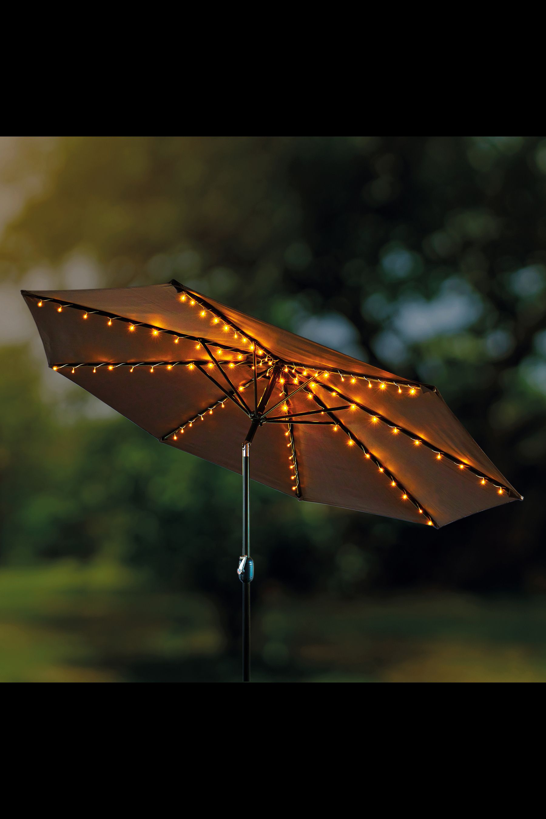 Premier Decorations Ltd Garden 160 LED Solar Parasol Lights