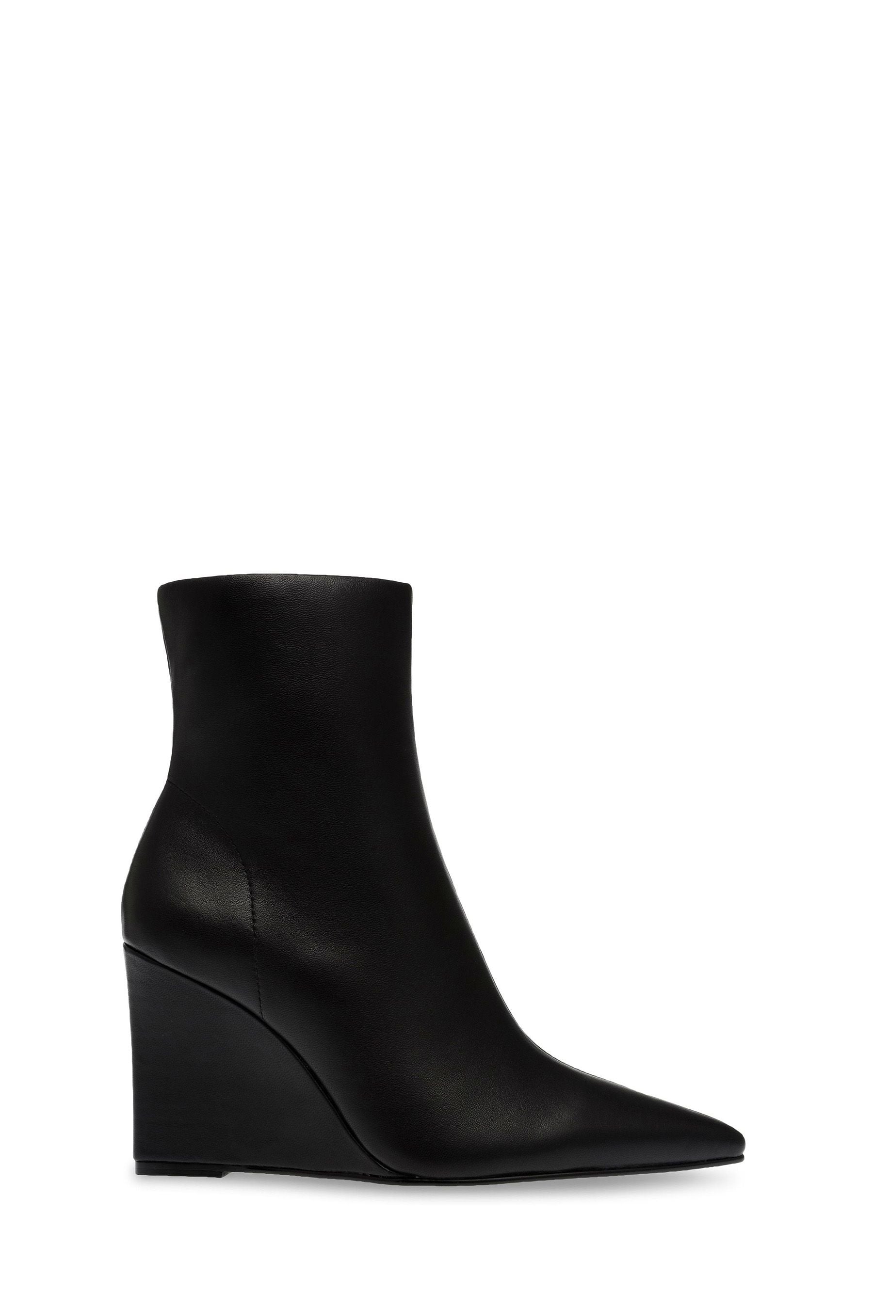 Steve madden black on sale wedge booties